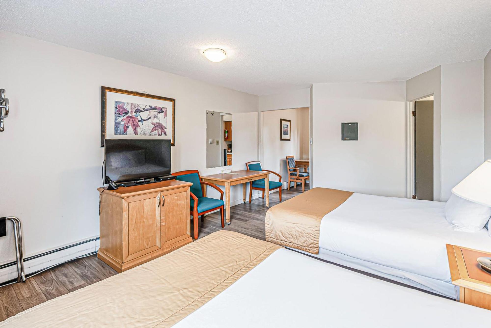 Deluxe Queen Room Two Queen Beds