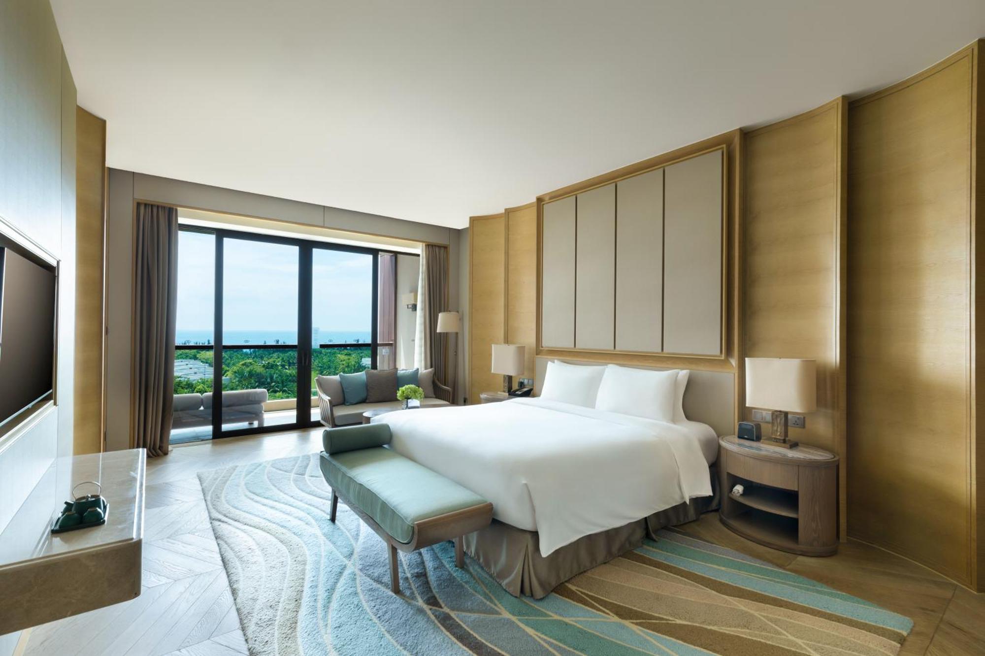 Luxury King Room Ocean View