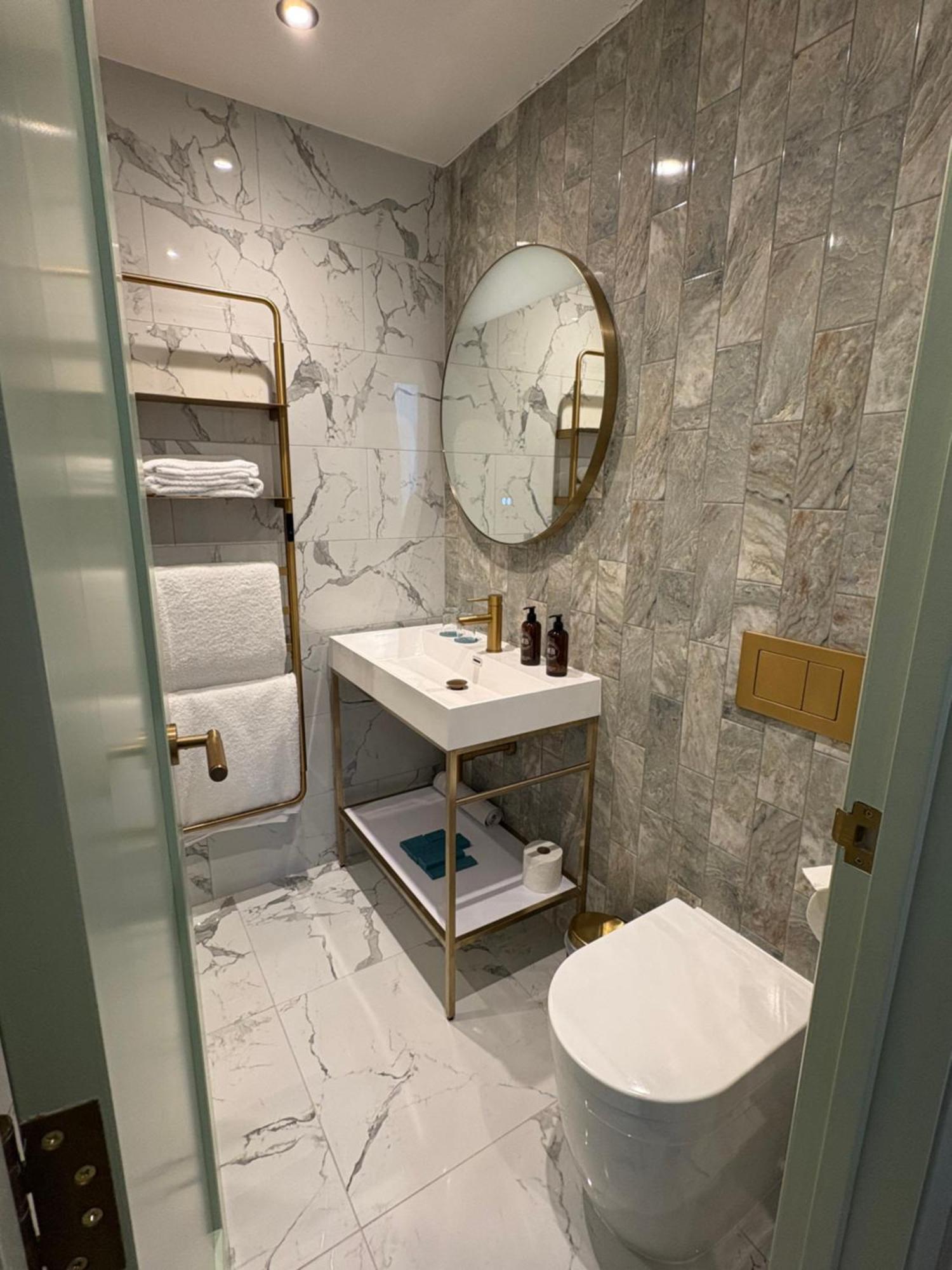 Continental Suite