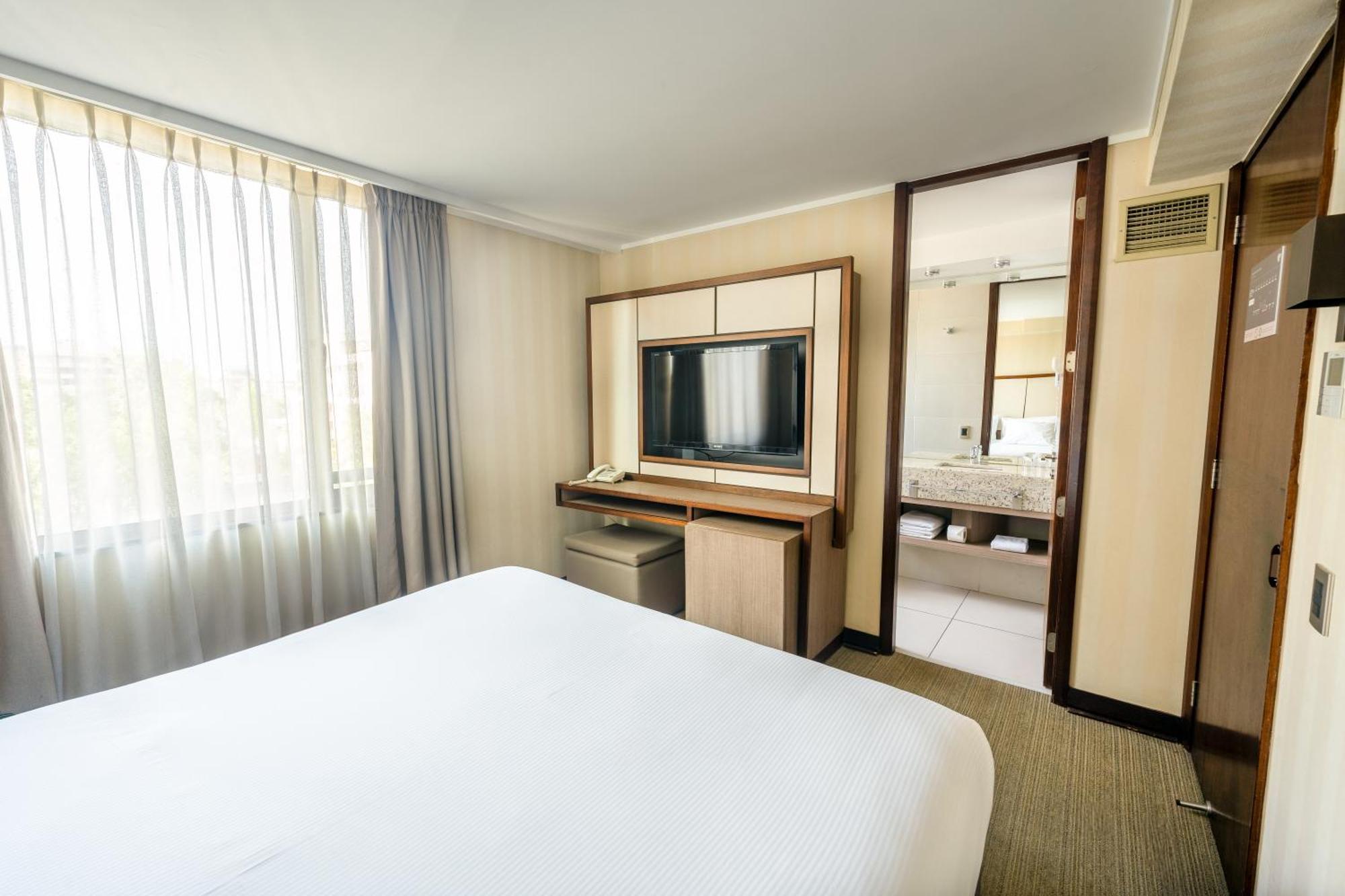 Quarto Standard com Cama de Casal ou 2 de Solteiro