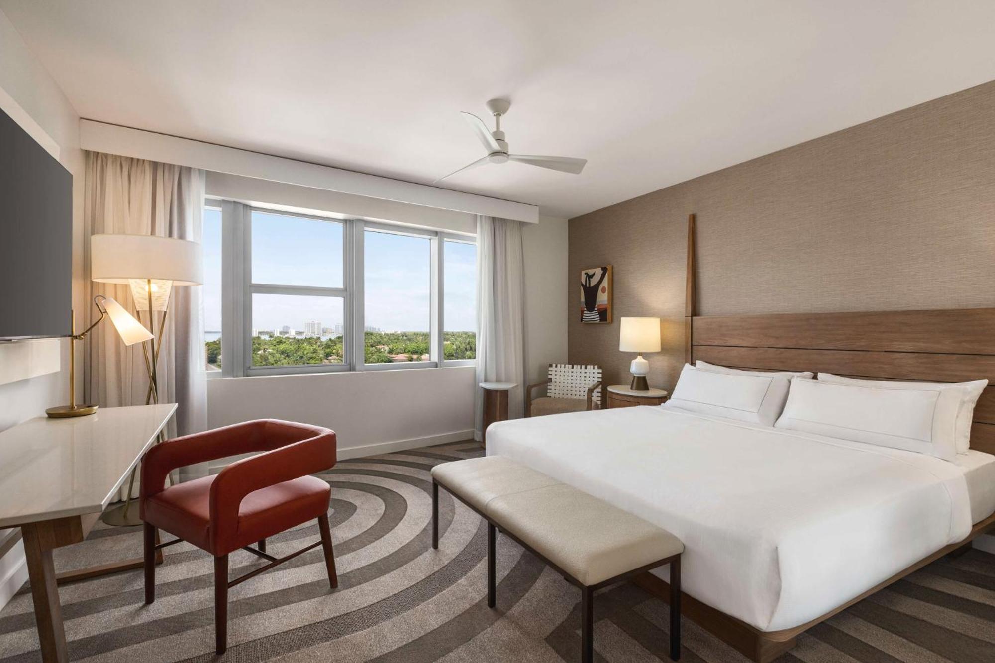 Standard King Room
