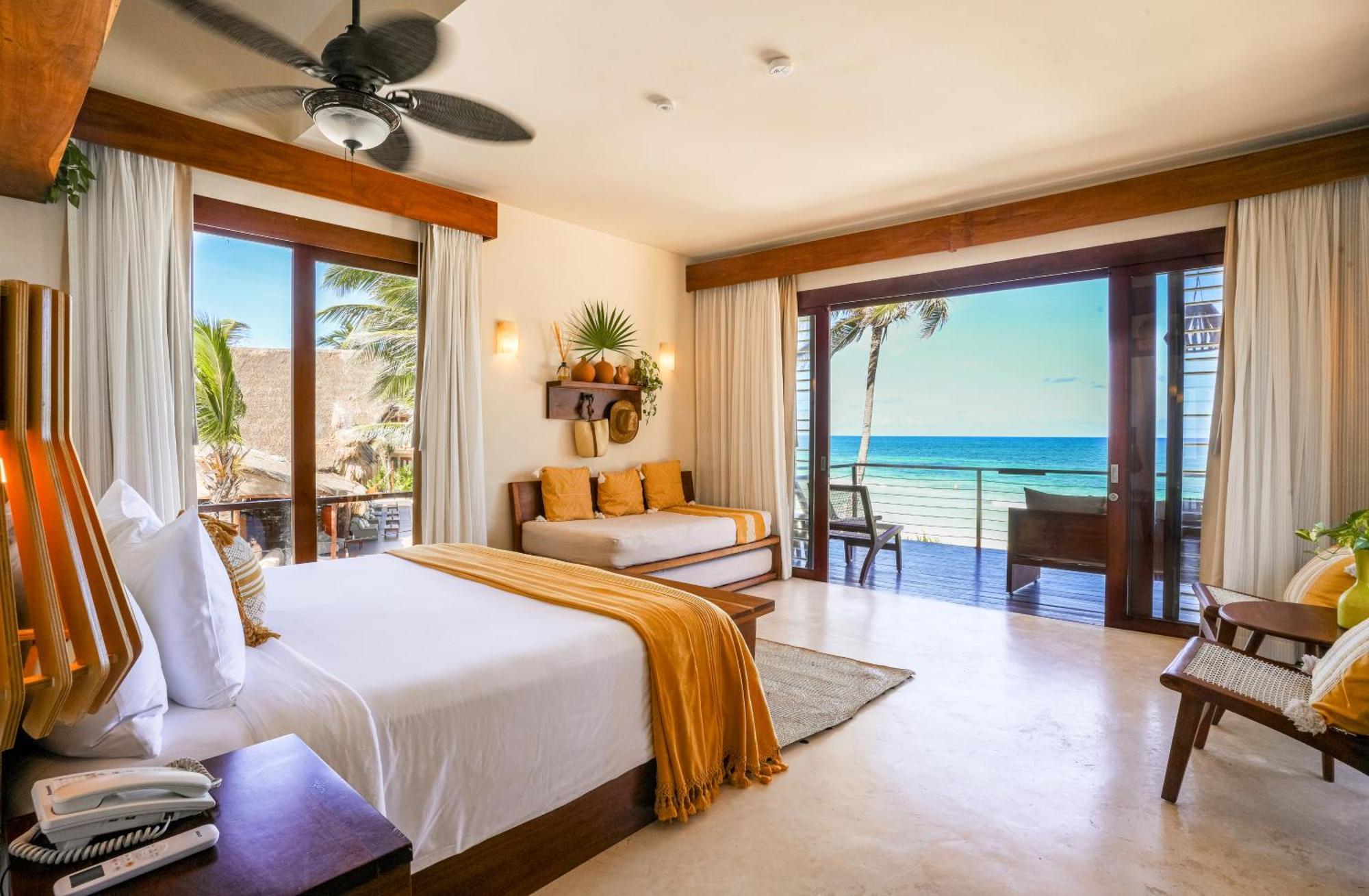 Penthouse am Strand mit Tauchbecken