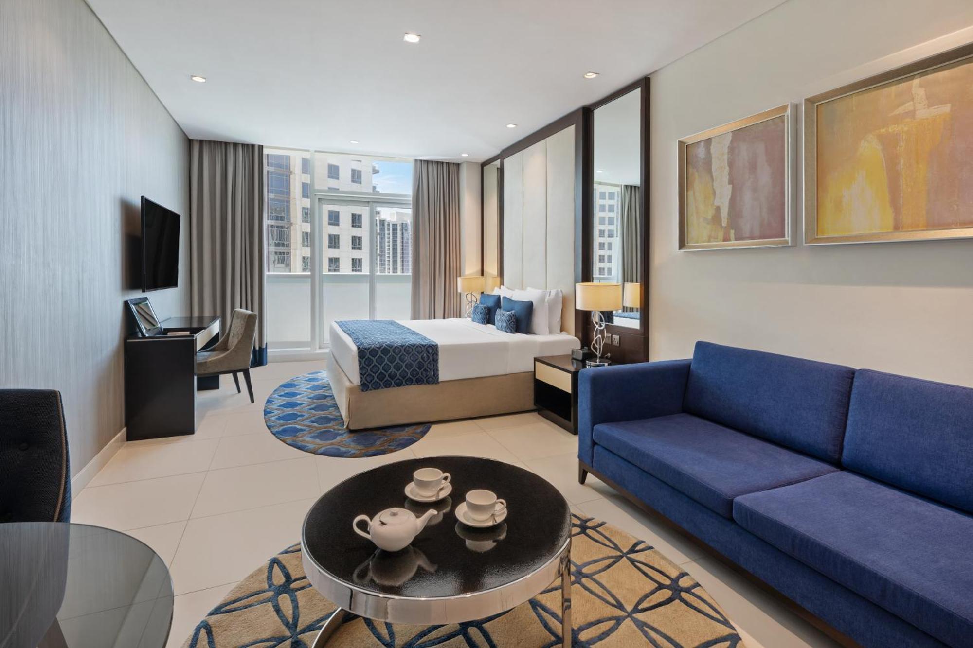Deluxe Room City Skyline View