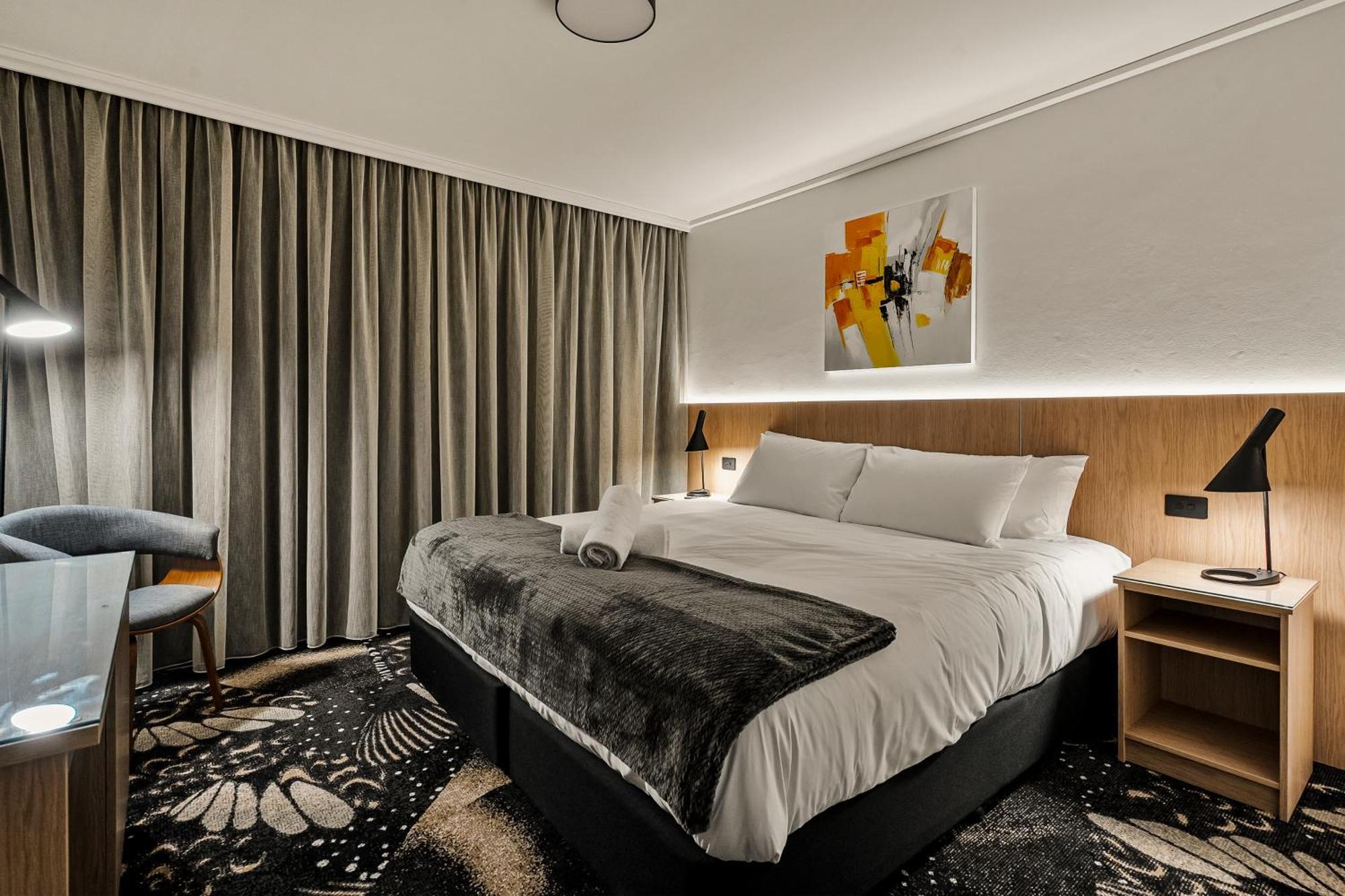 Chambre Lit King-Size - Vue sur Montagne