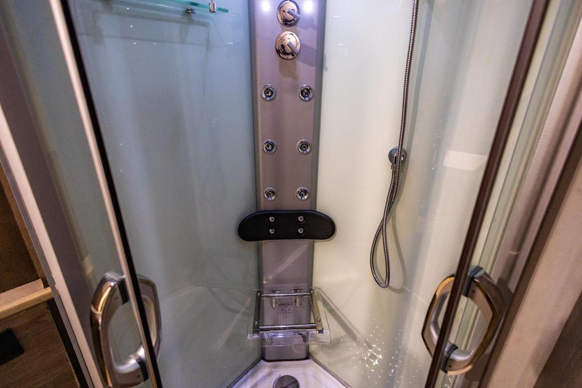 Double Room Private Bathroom