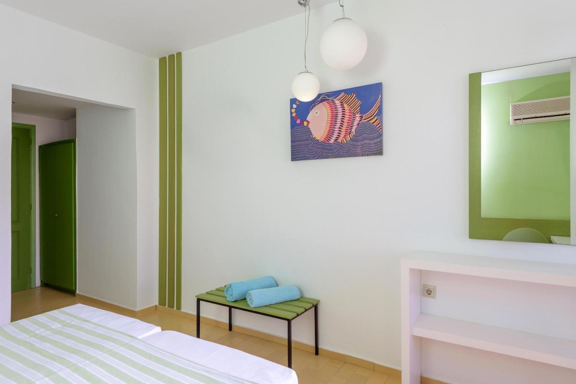 Double or Twin Room Side Sea View