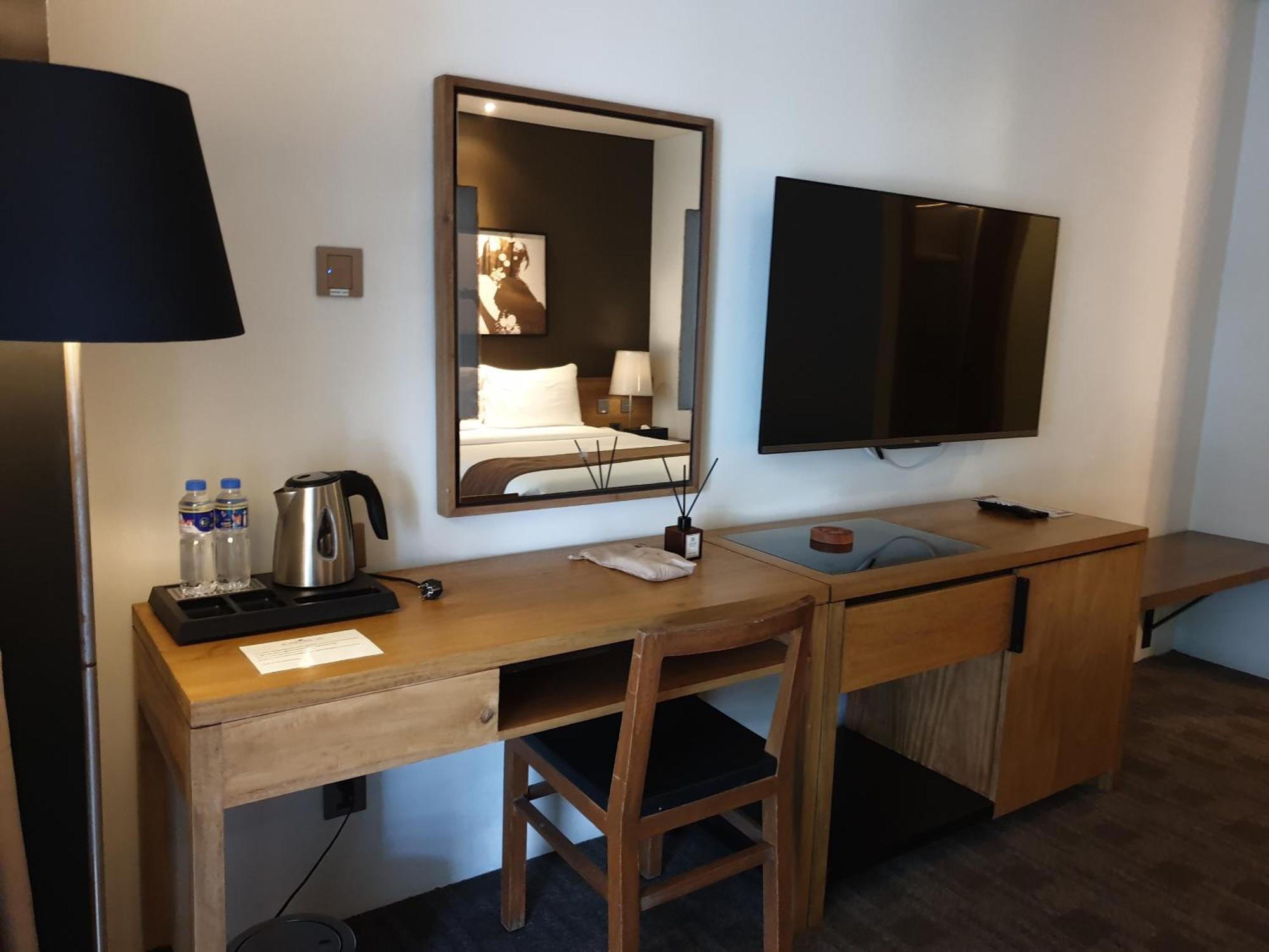 Premiere Room