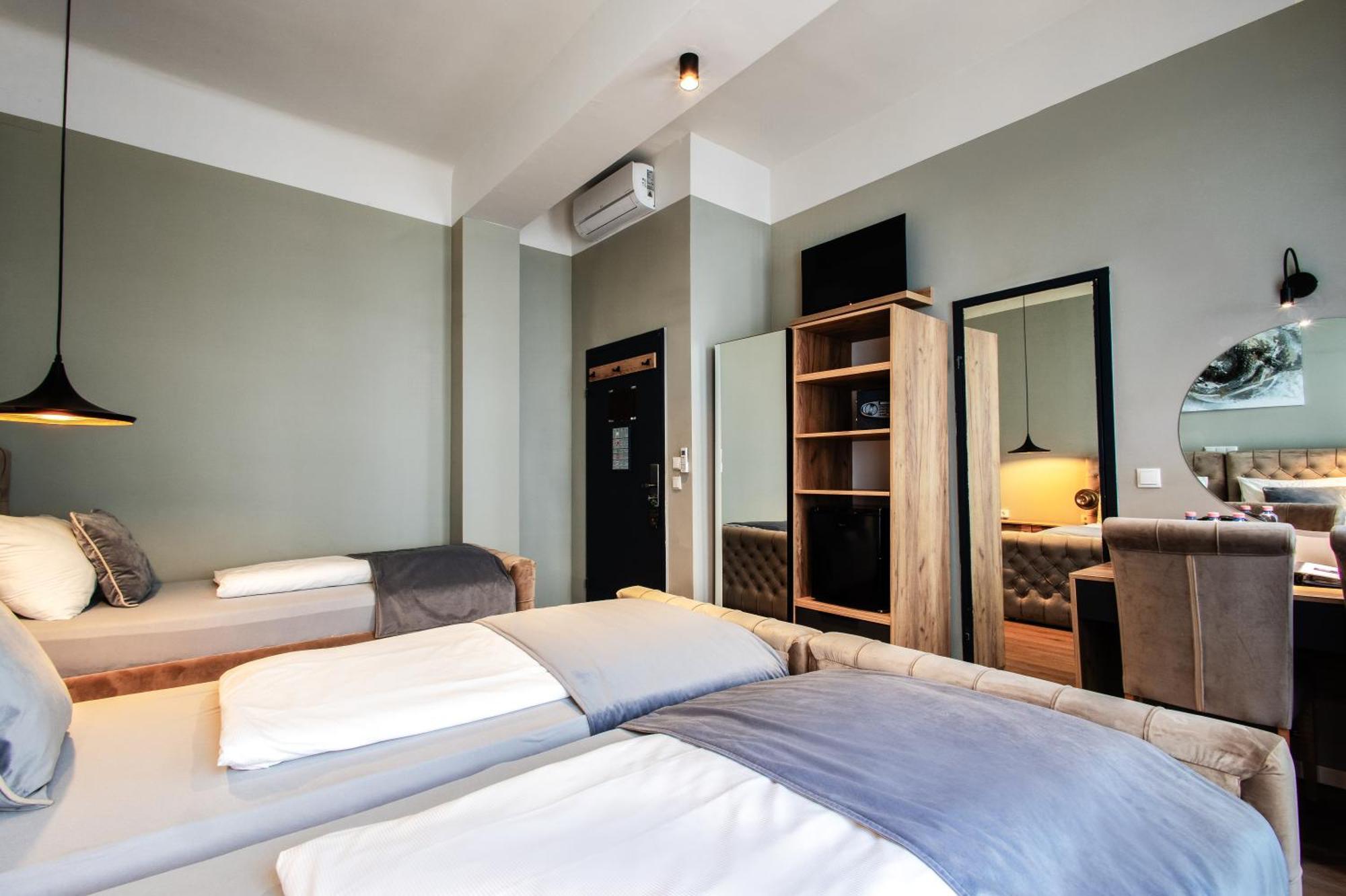 Superior Triple Room