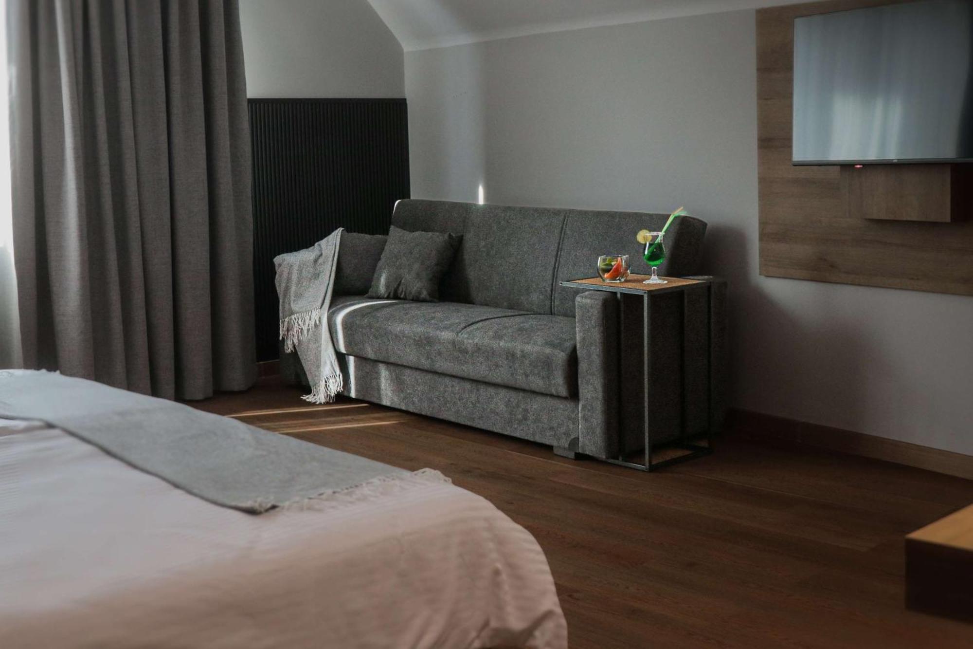 Superior Twin Room Sofa Bed Non-Smoking