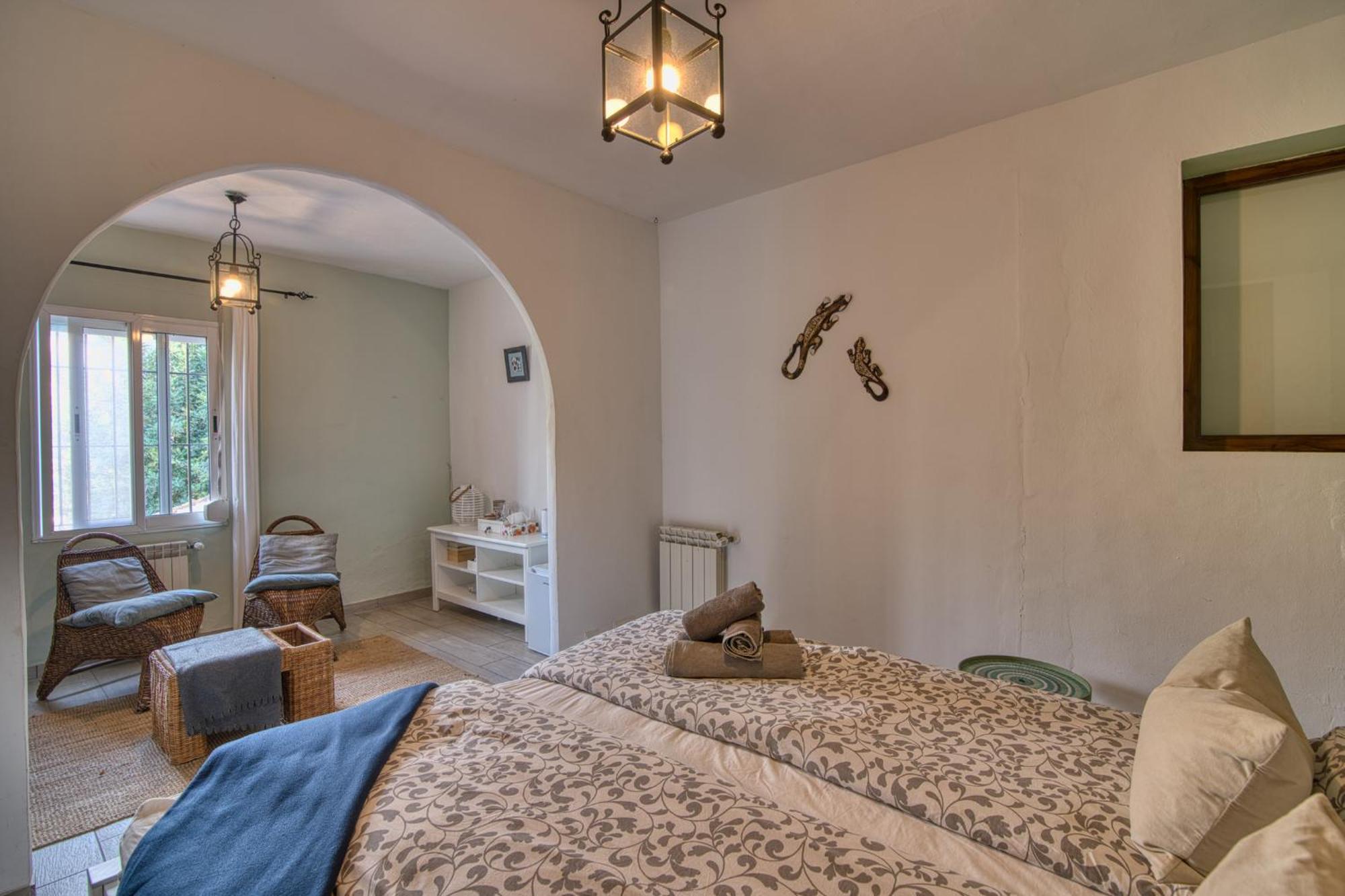 Double Room Private Bathroom
