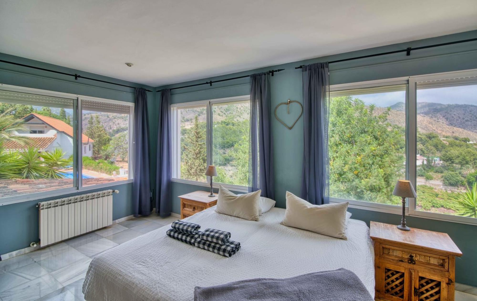 Double Room Bathroom
