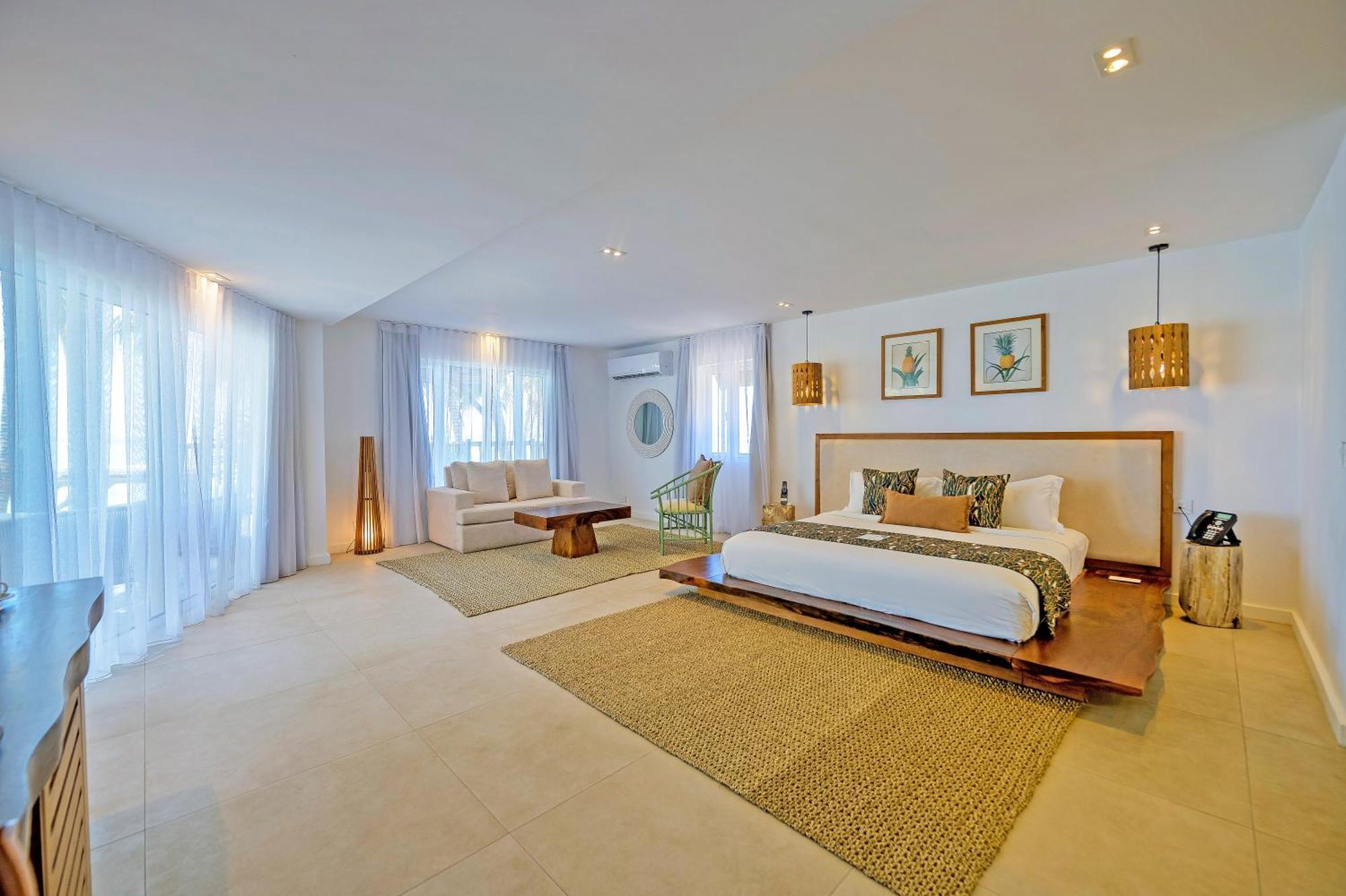 Royal Sea Suite