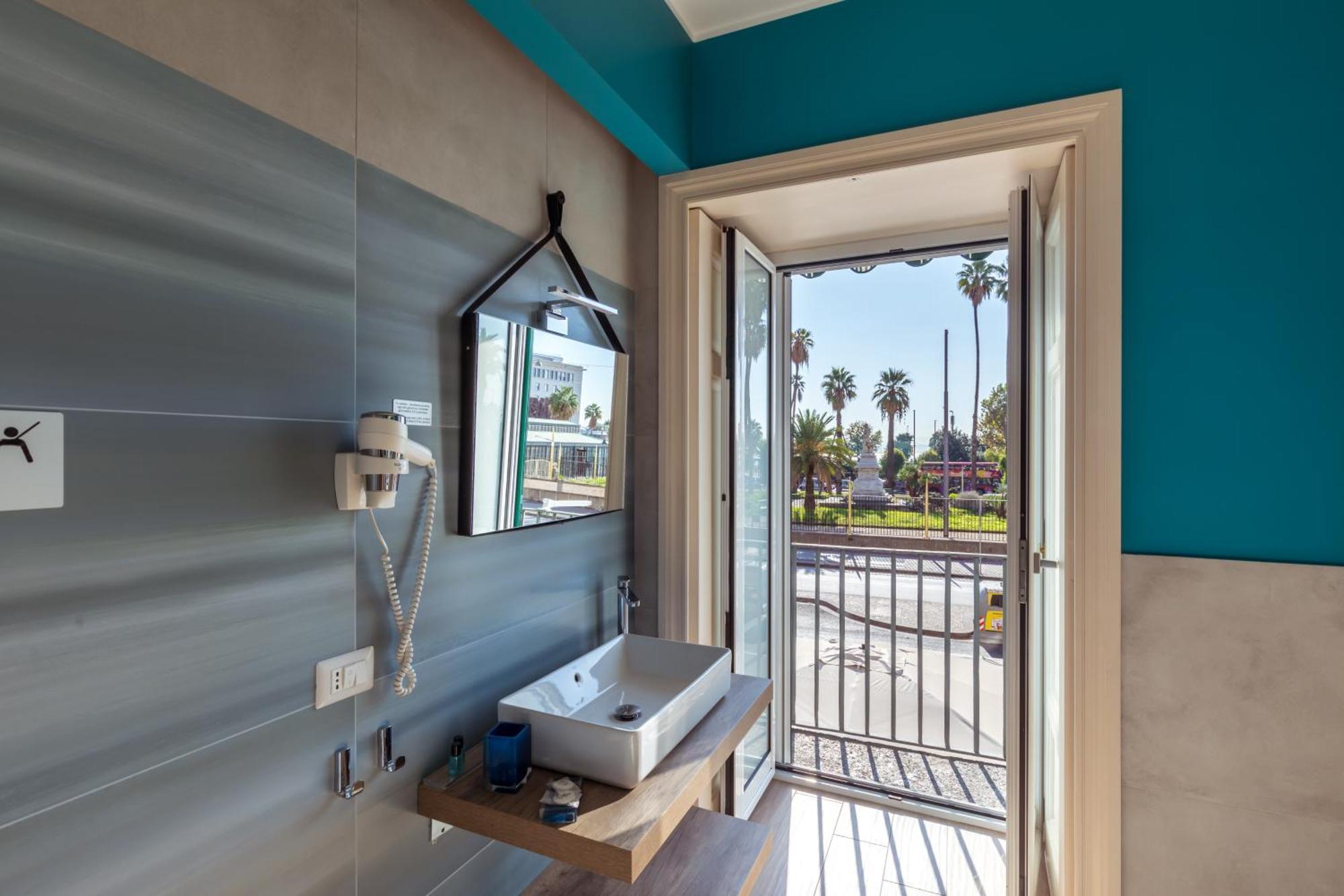 Queen Room Sea View