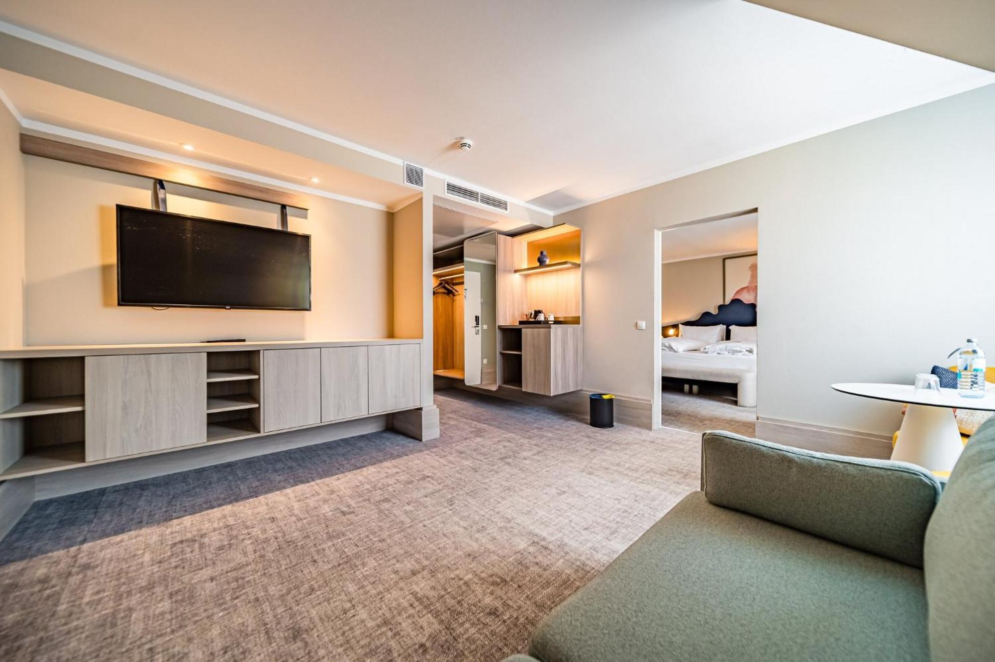 Double Suite Sofa Bed Accessible