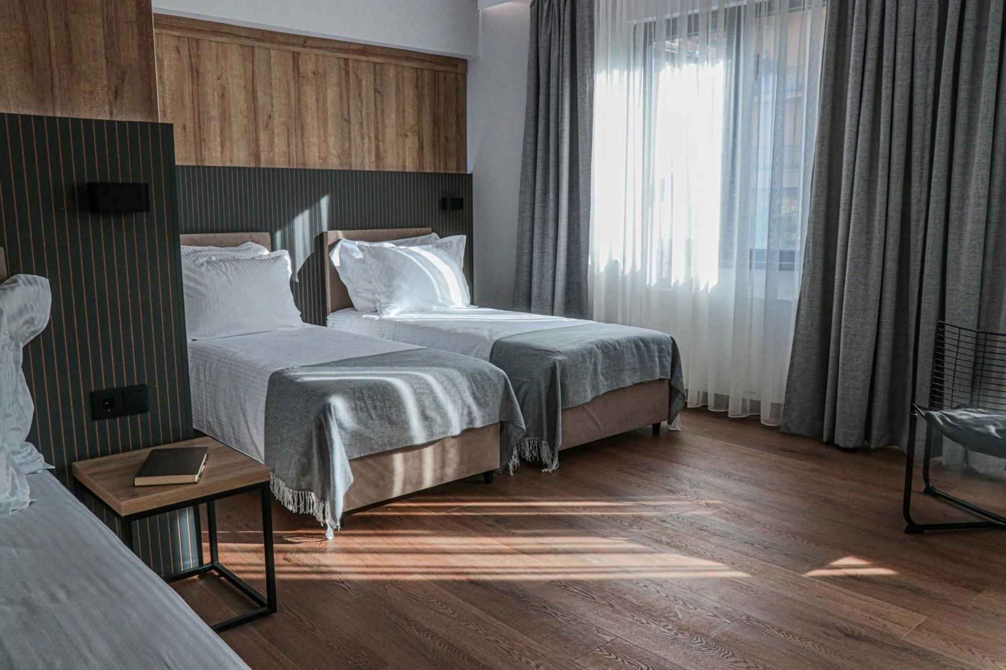 Junior Suite One Double Two Single Beds Non-Smoking
