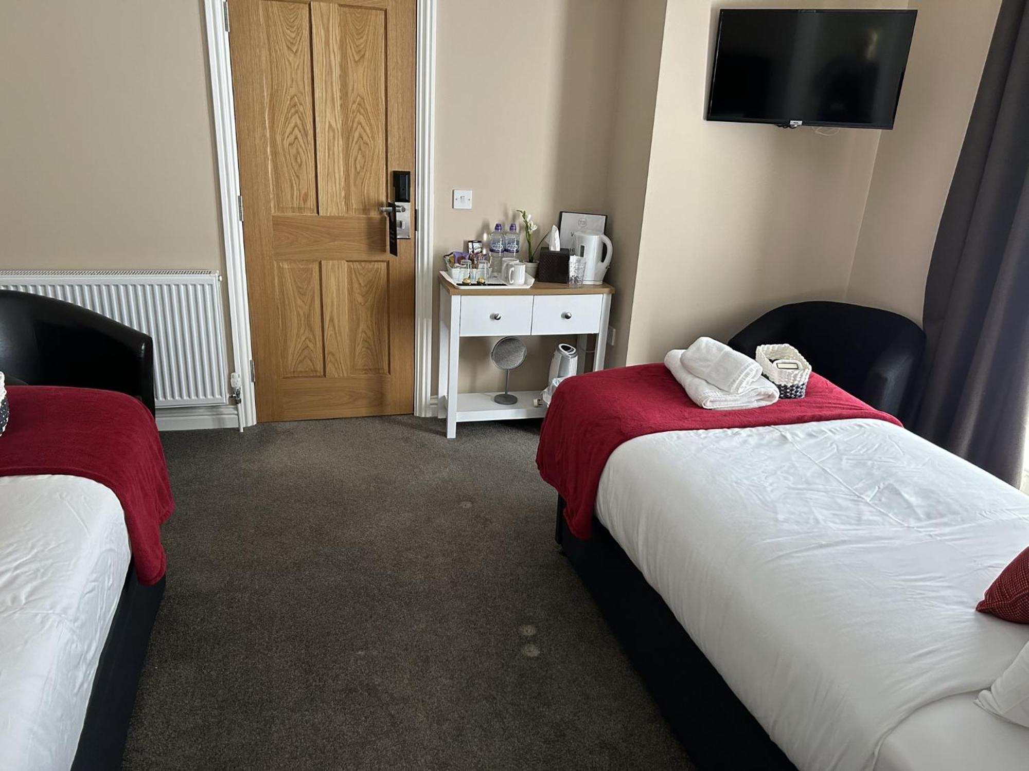 Deluxe Twin Room
