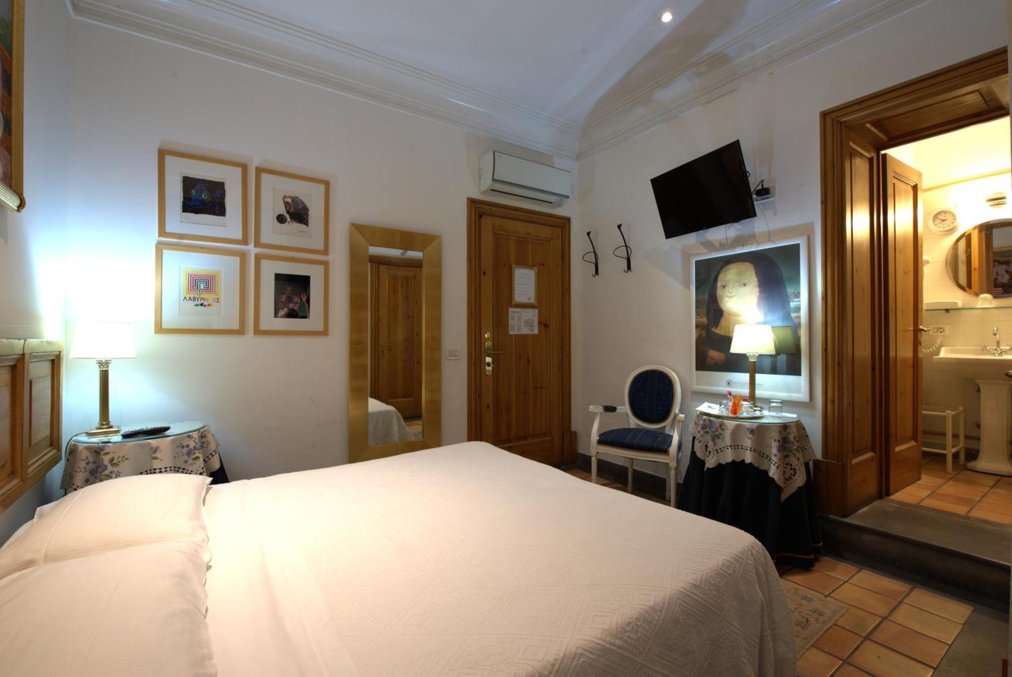Small Double Room Internal View