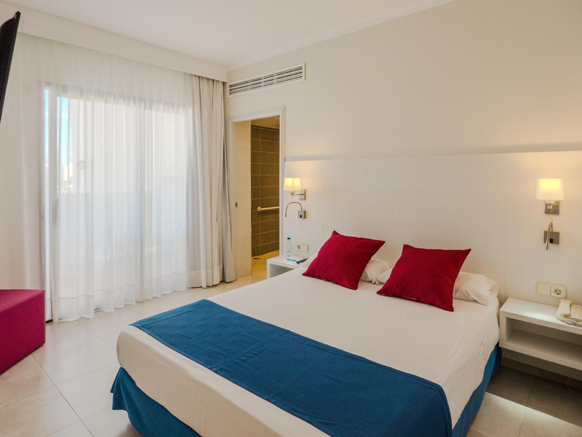 Large Single Room
