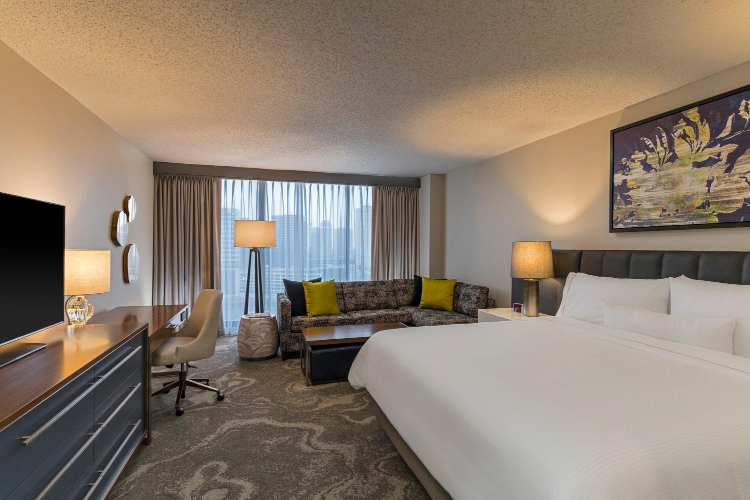 Traditional King Room Hearing Accessible