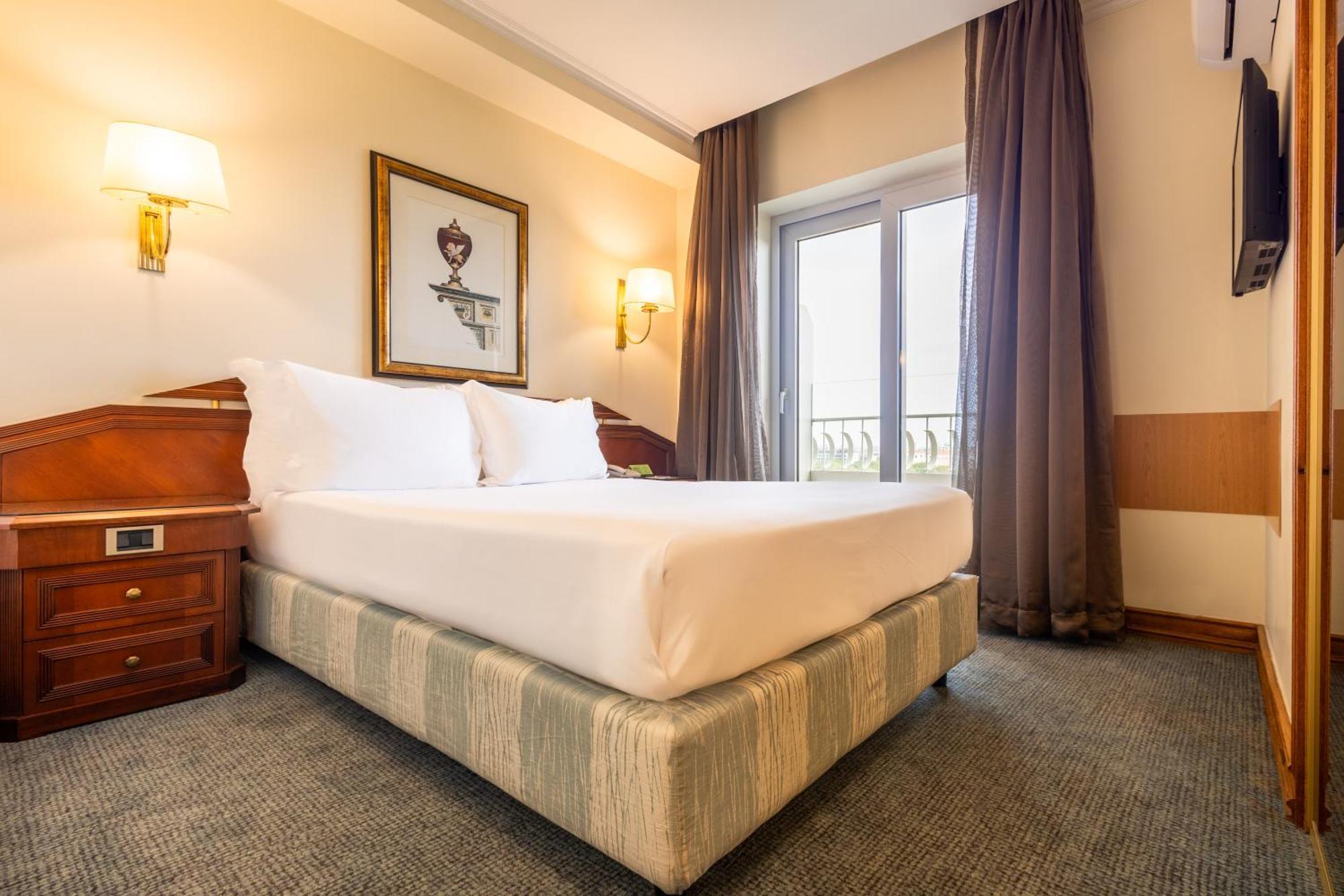 Double or Twin Room Balcony