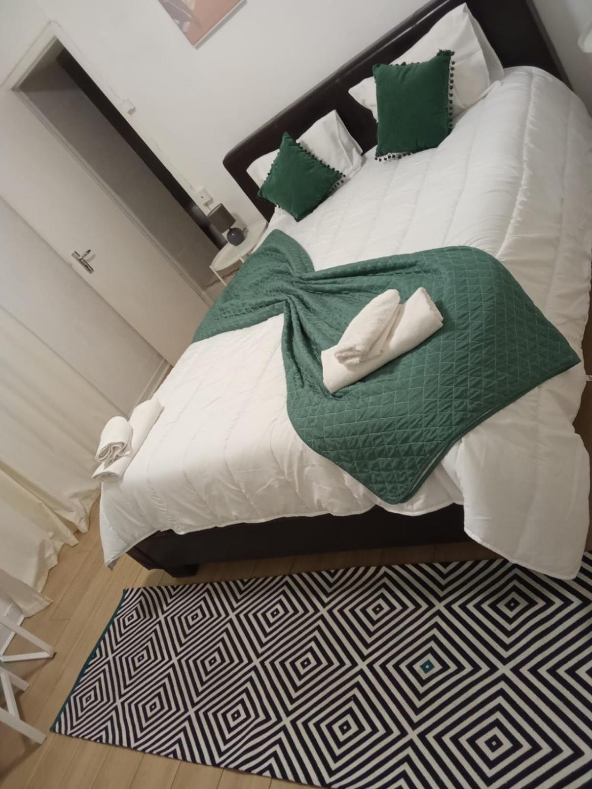 Double Room,1625482269:JPEG