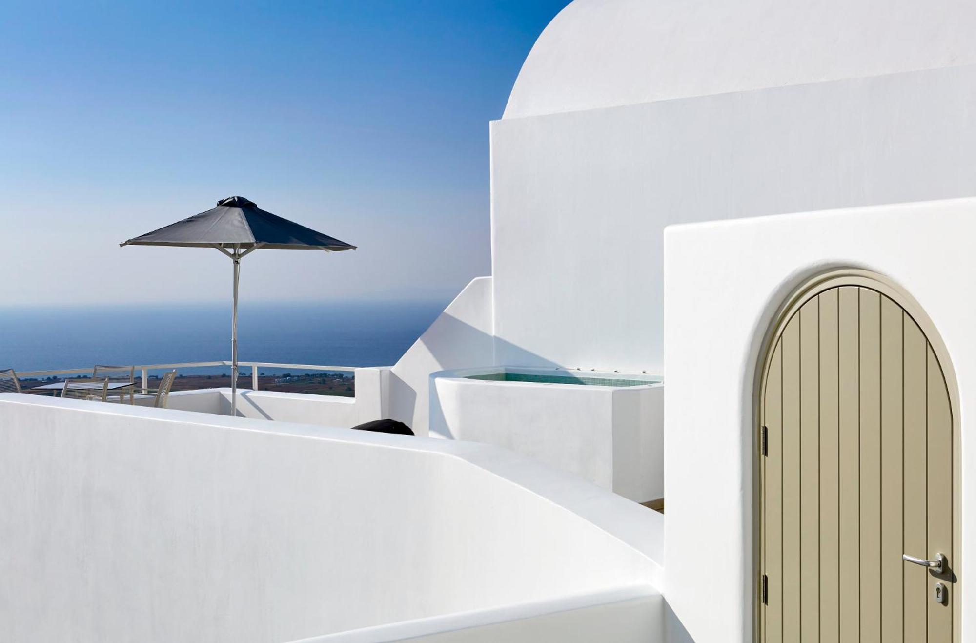 Executive 2BD Suite Sea View & outdoor Jacuzzi