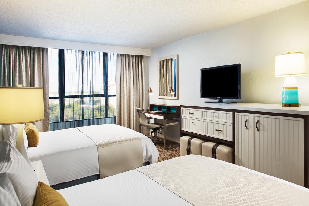 Queen Room with Disney View,162610839:JPEG