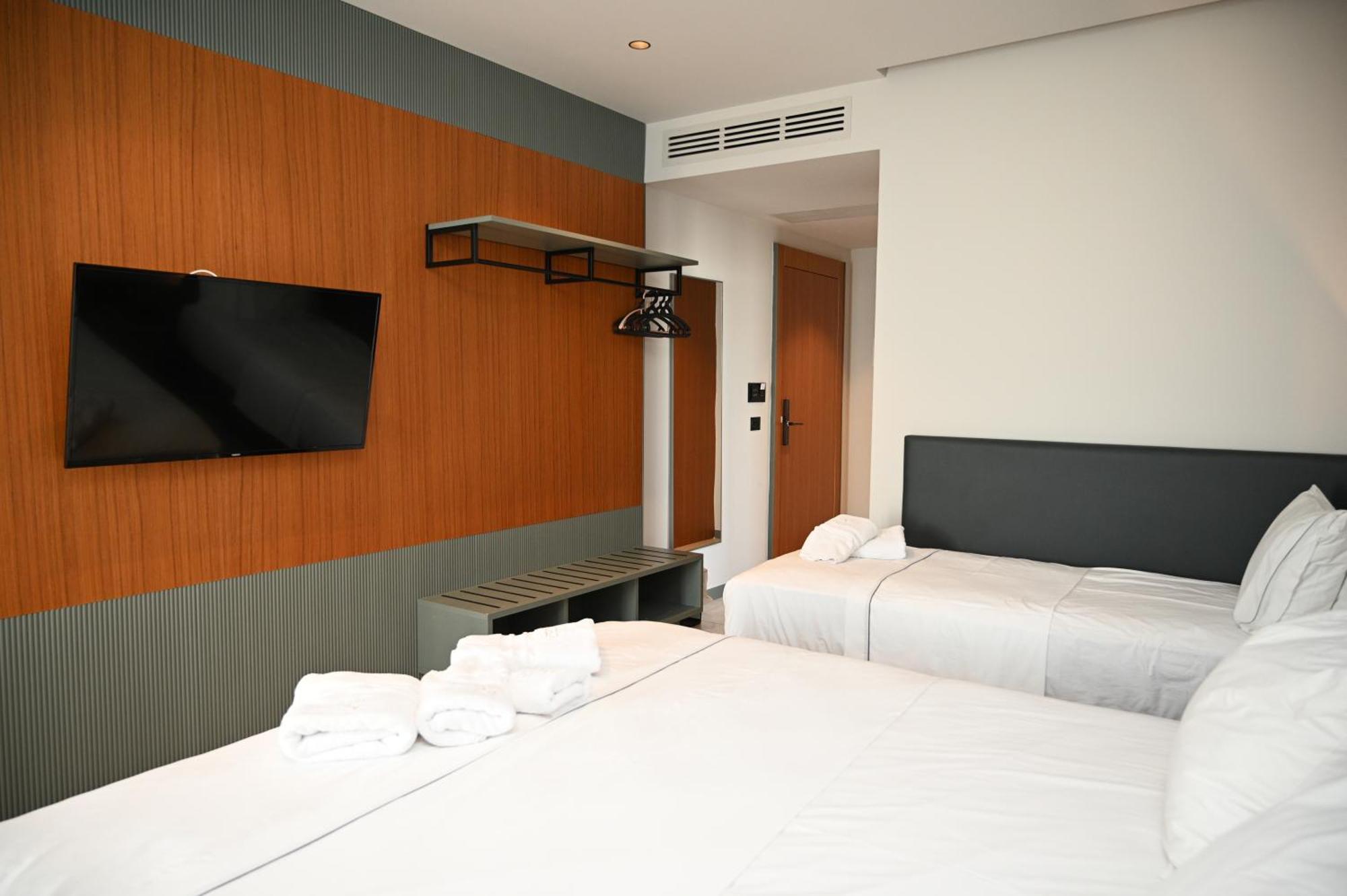 Superior Triple Room Sea View