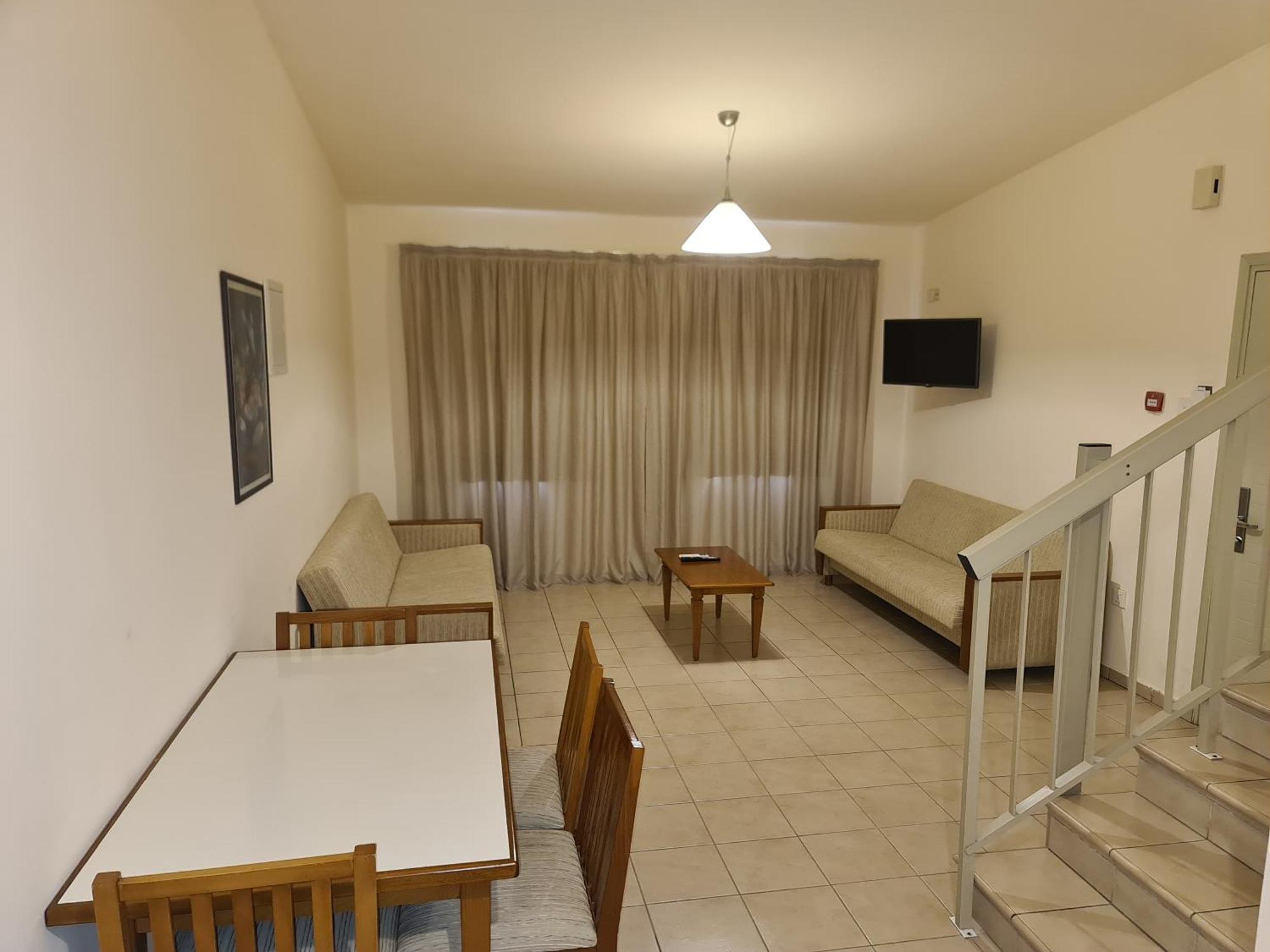 One-Bedroom Bungalow
