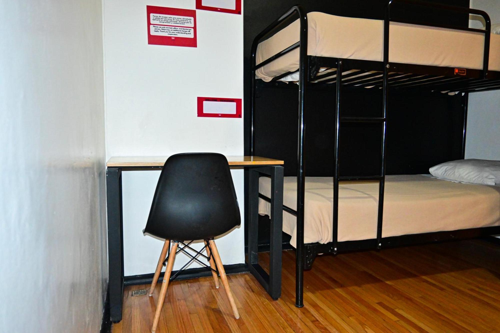 Bed 4-Bed Female Dormitory Room