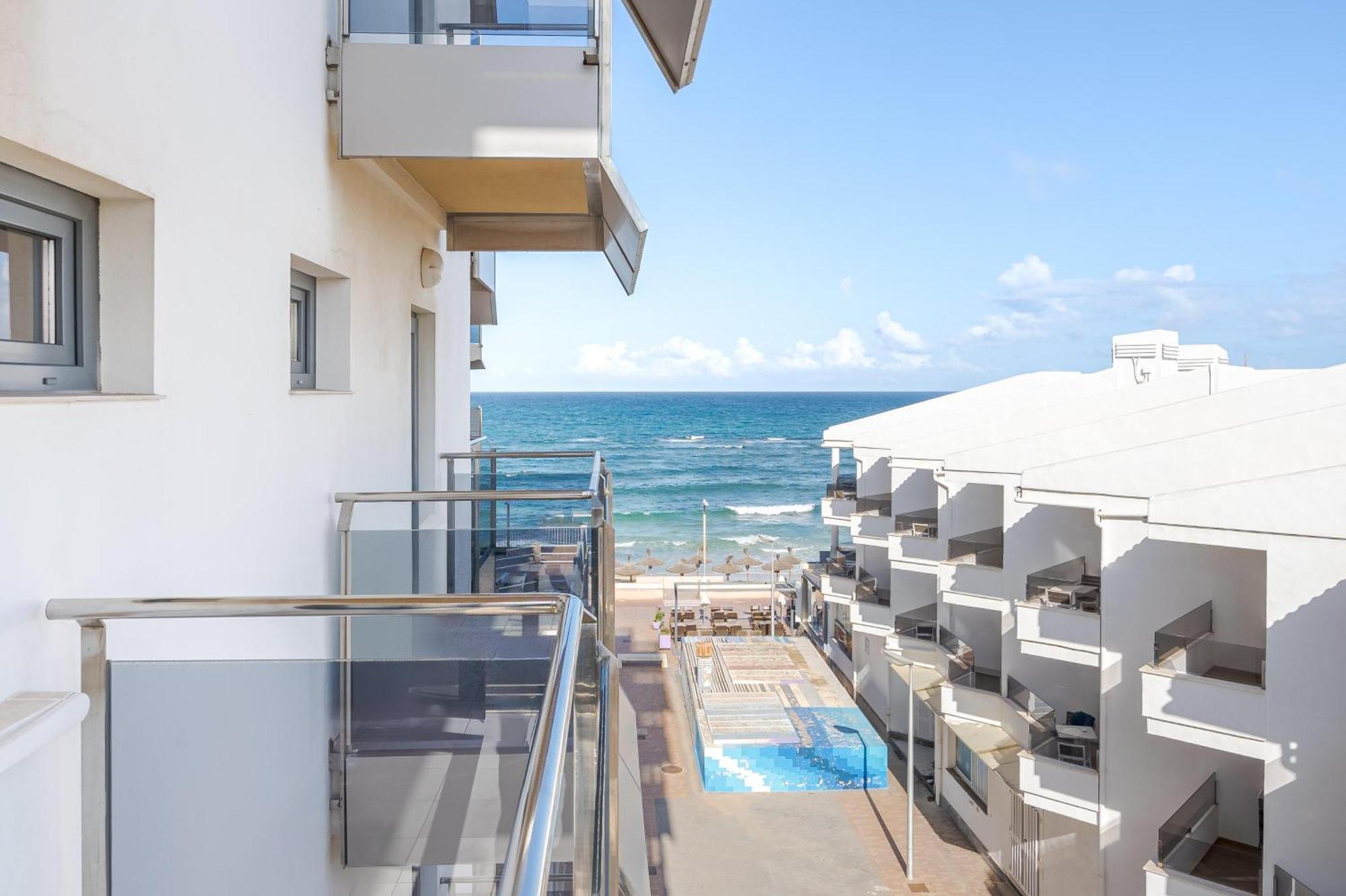 Double or Twin Room Side Sea View