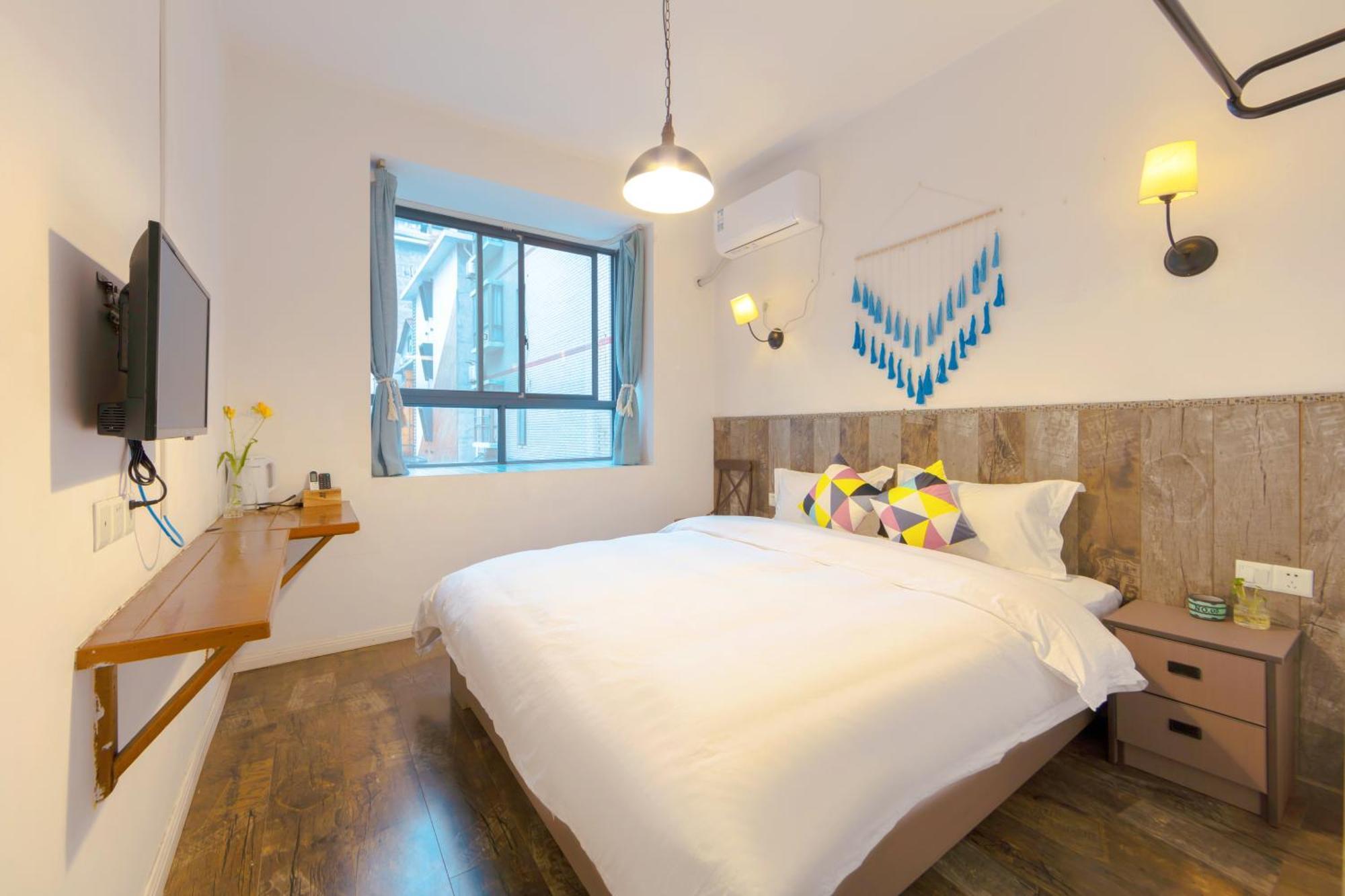 Queen Room