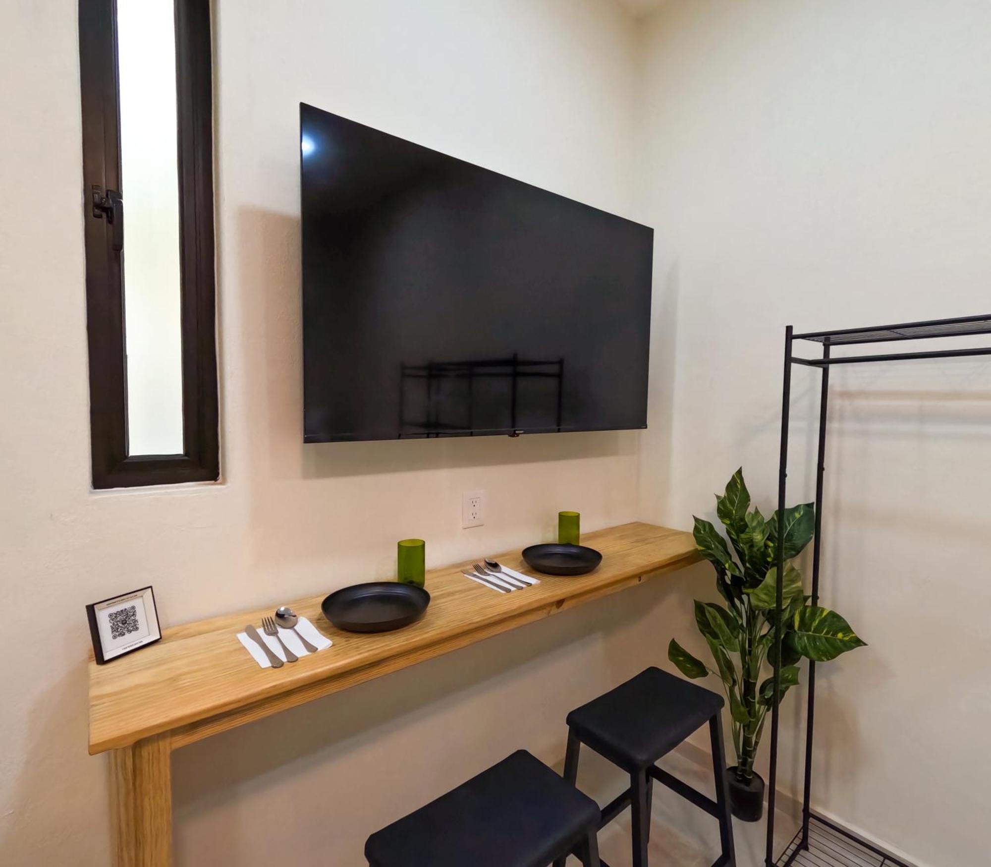 Superior Studio
