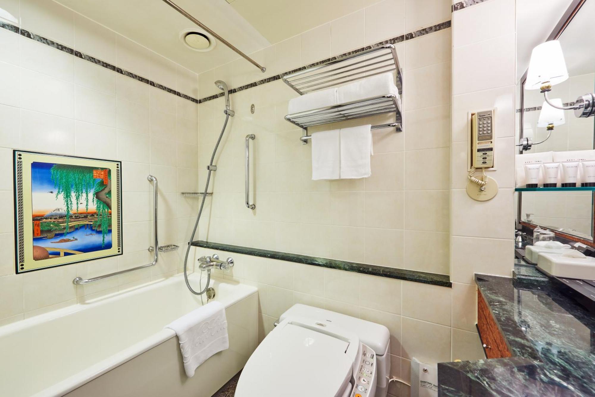 Garden Tower Standard Twin Room Non-Smoking