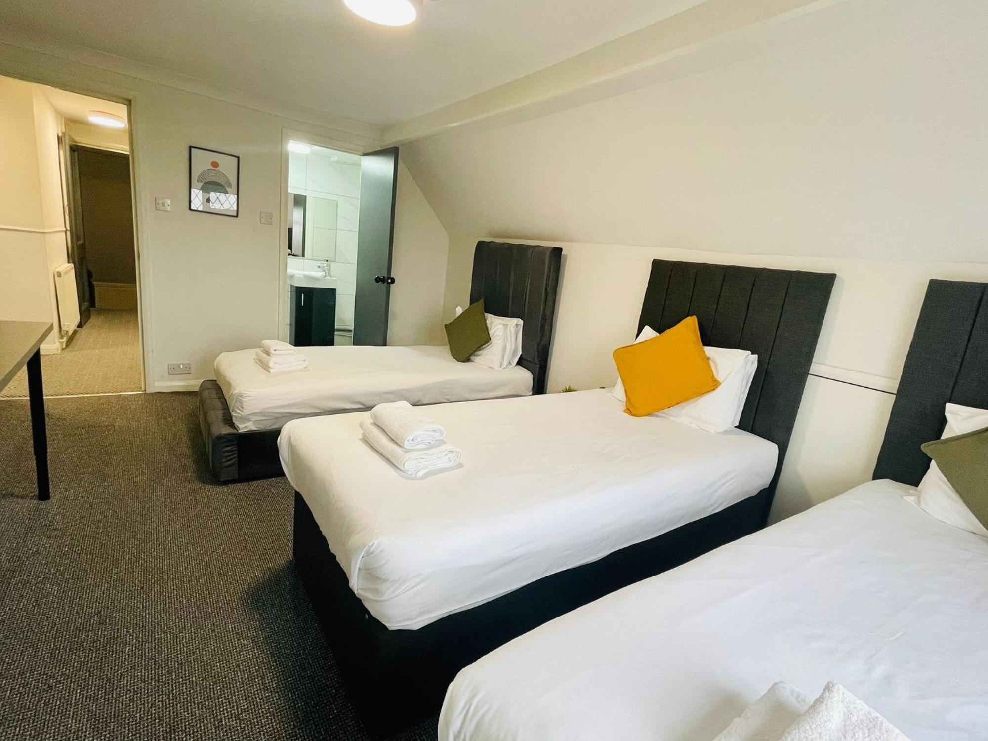 Deluxe Triple Room
