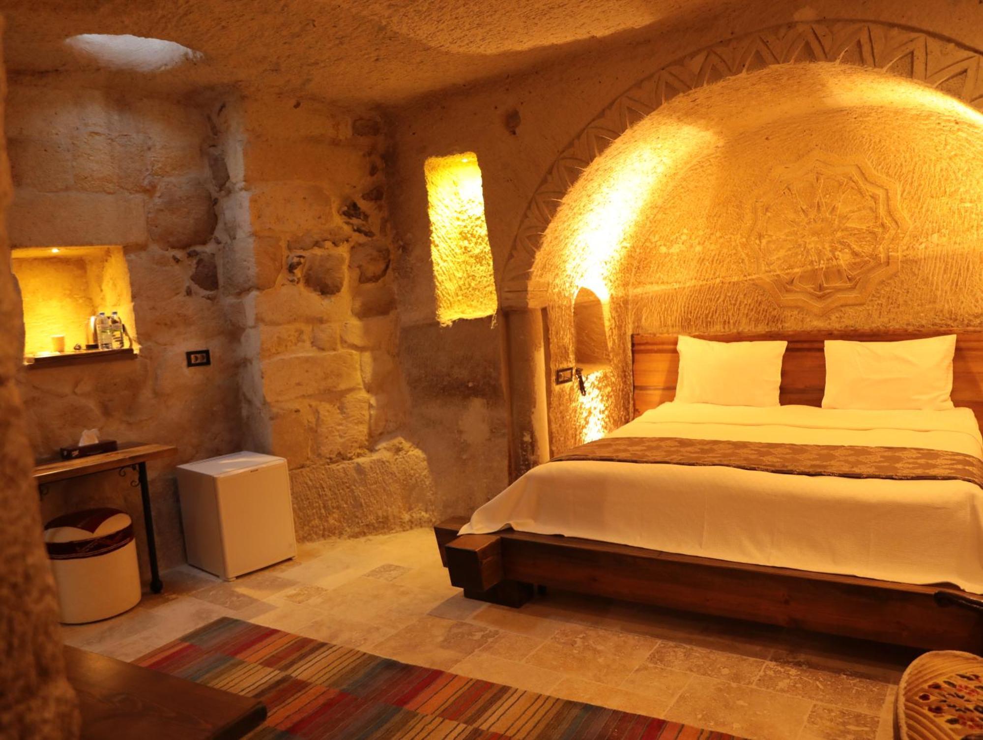 Underground Cave Room