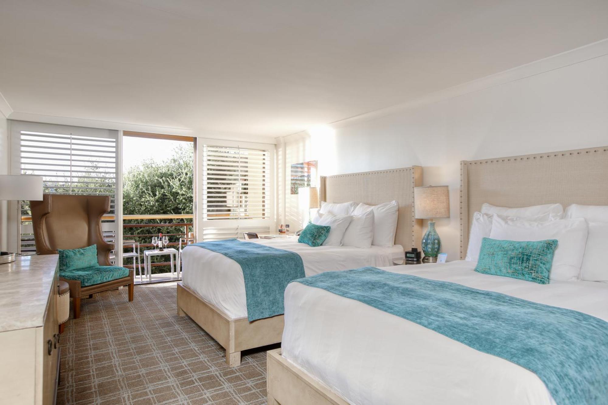 Queen Room Two Queen Beds Partial Ocean View