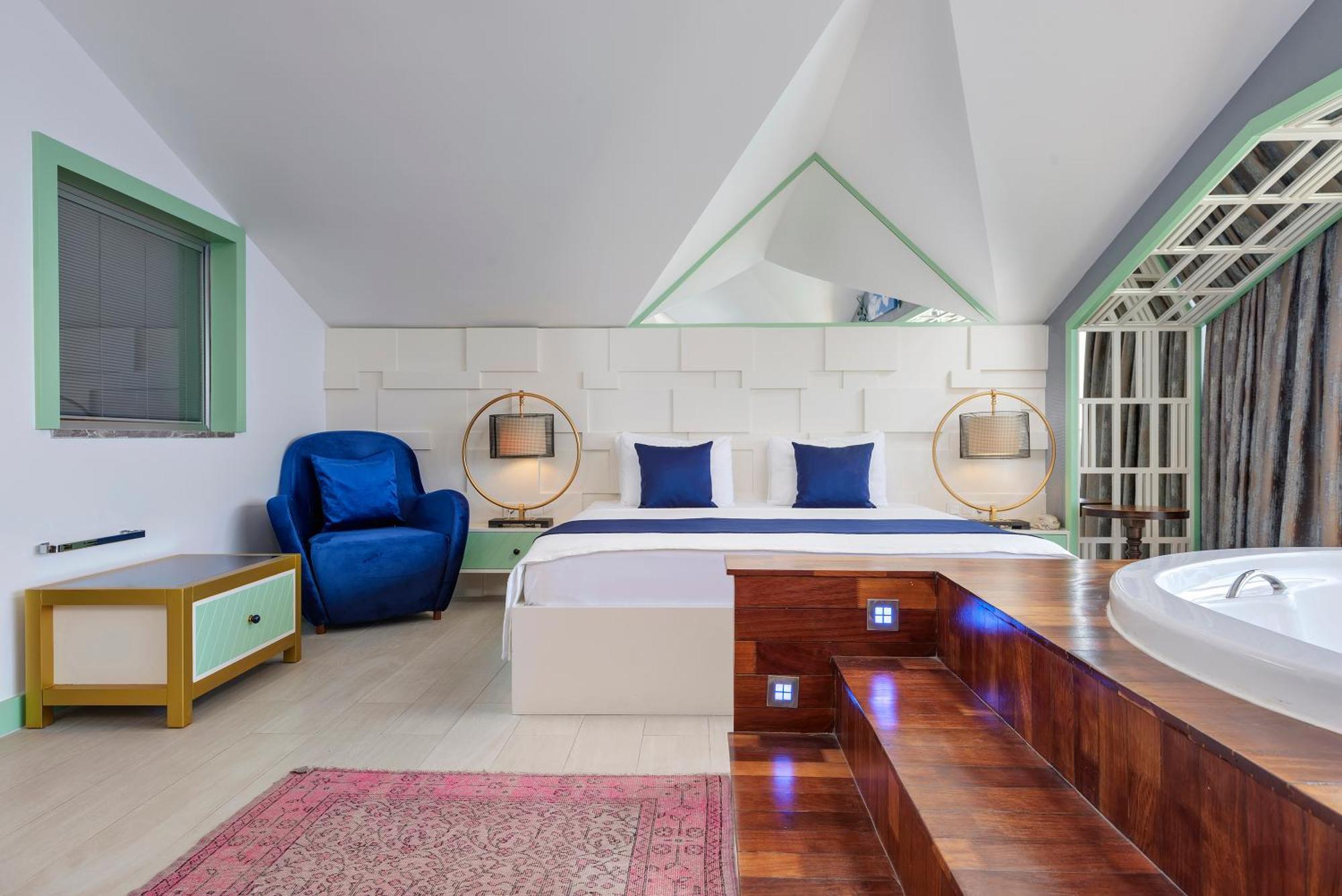 King Suite Sea View