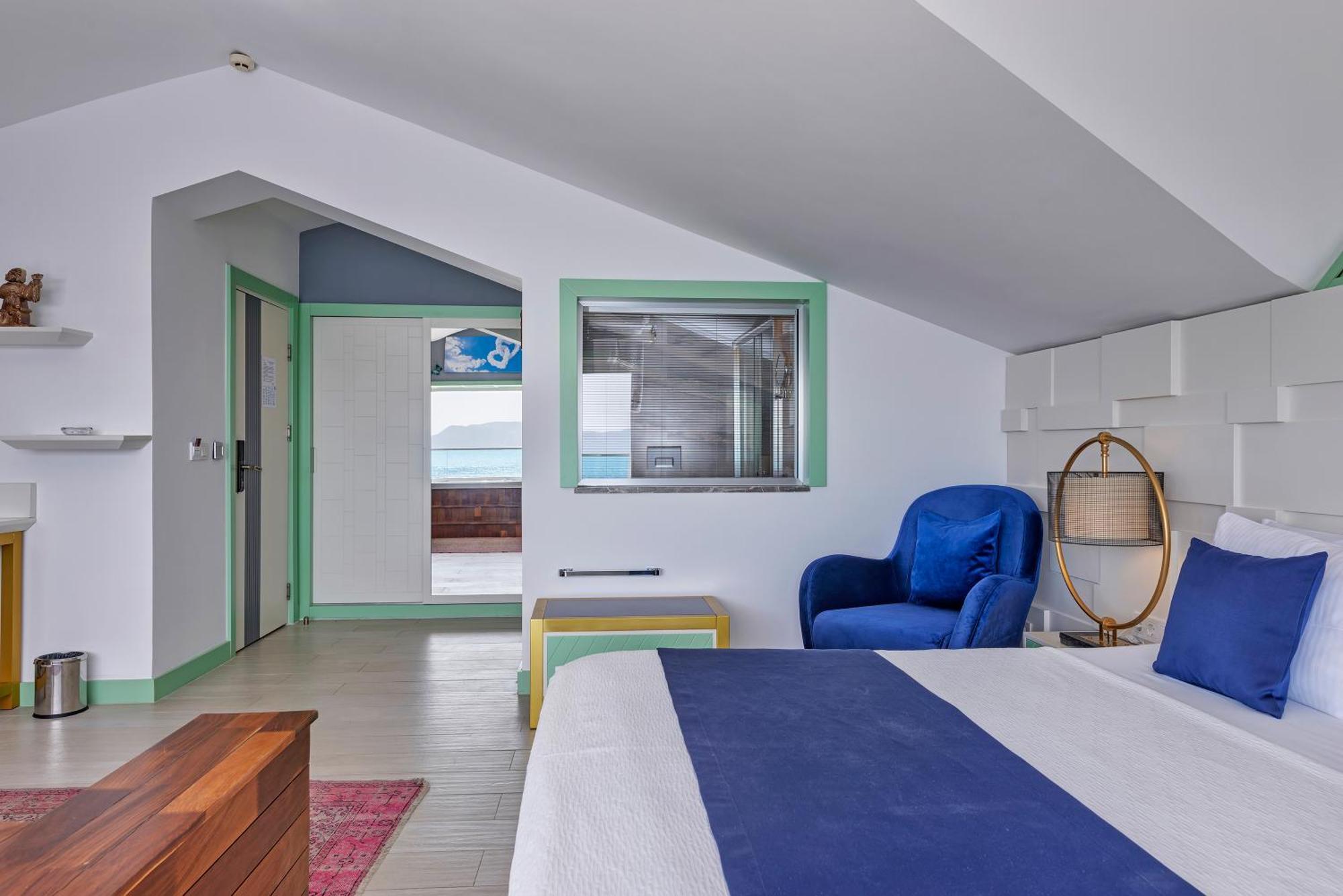 King Suite Sea View