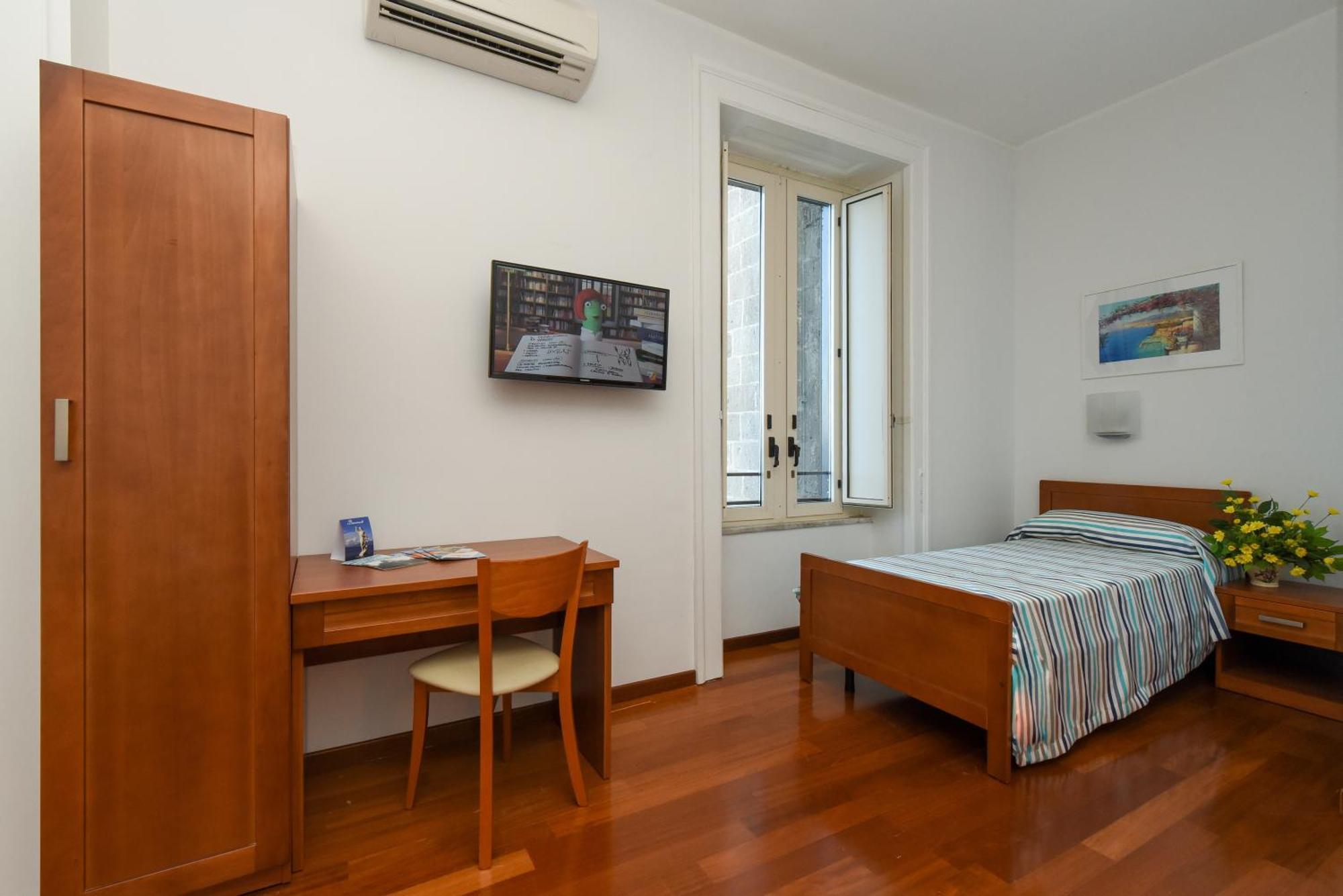 Double or Twin Room with Garden View,843644651:JPEG