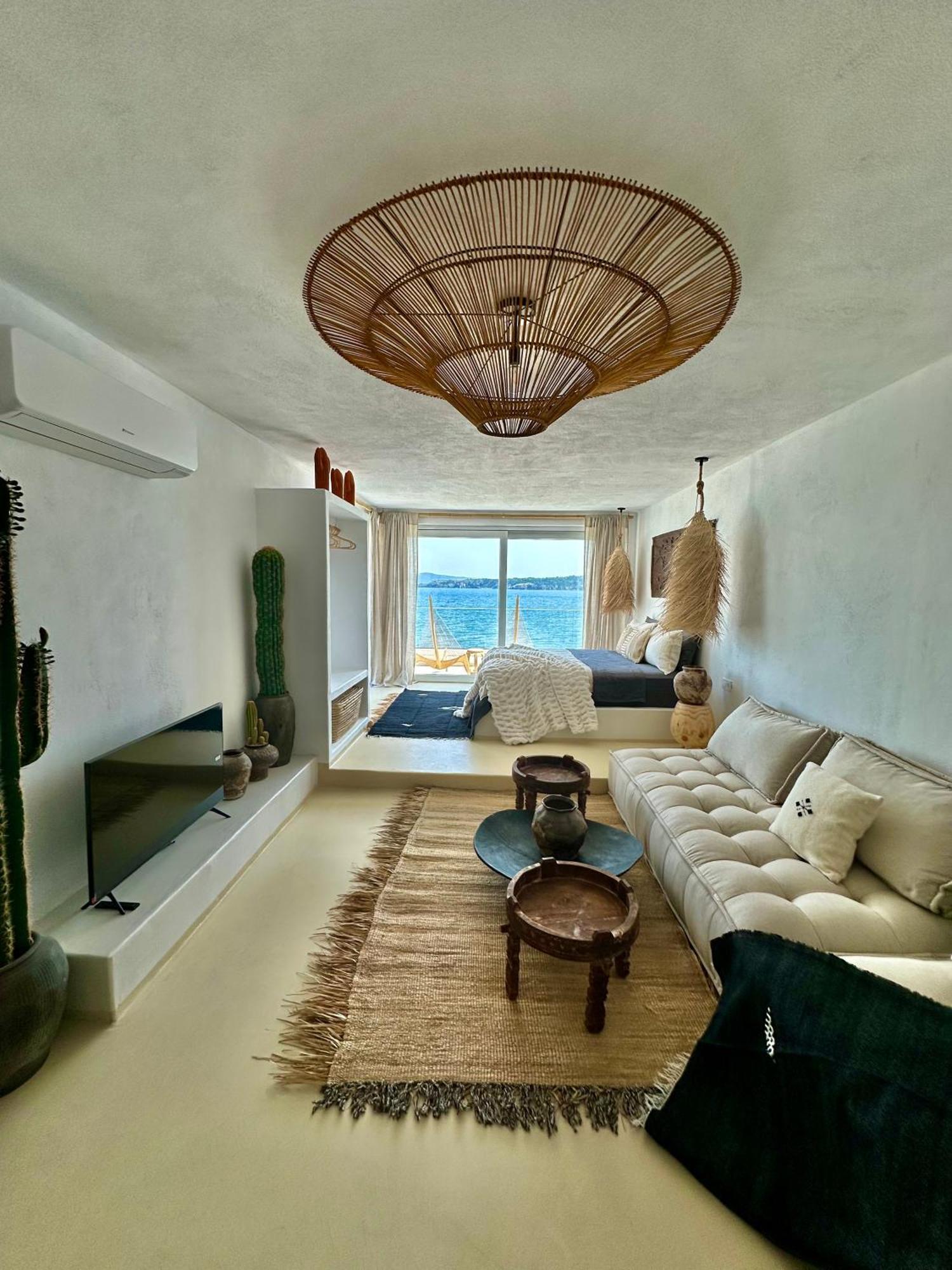 Studio Sea View