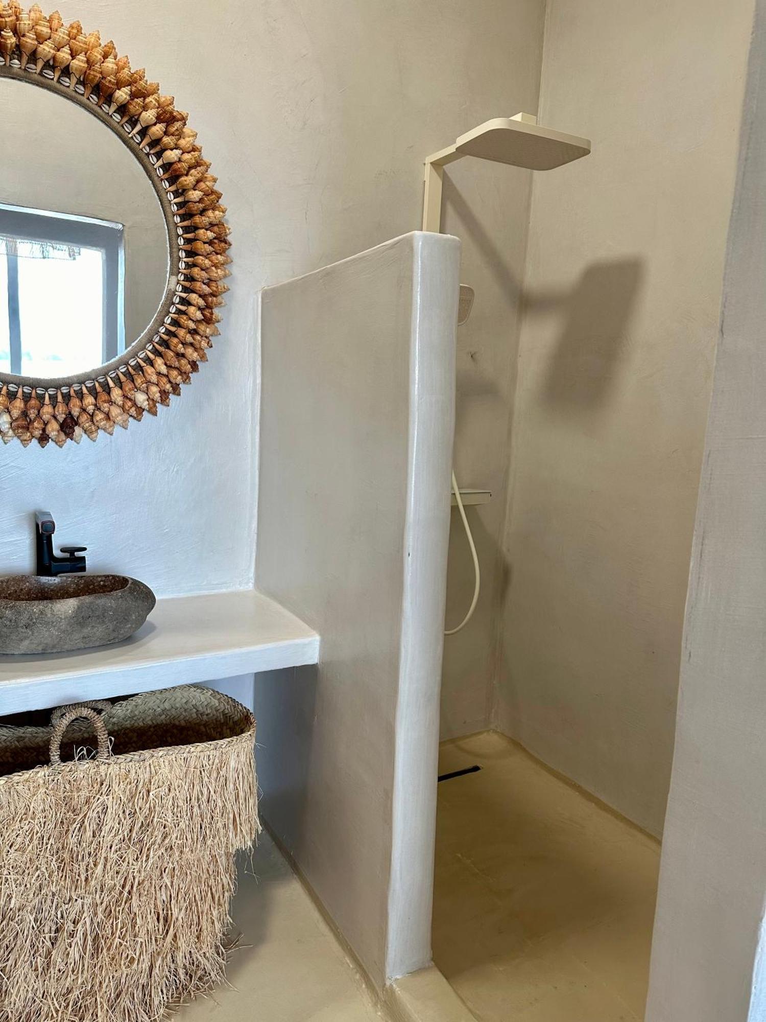 One-Bedroom Apartment Spa Bath