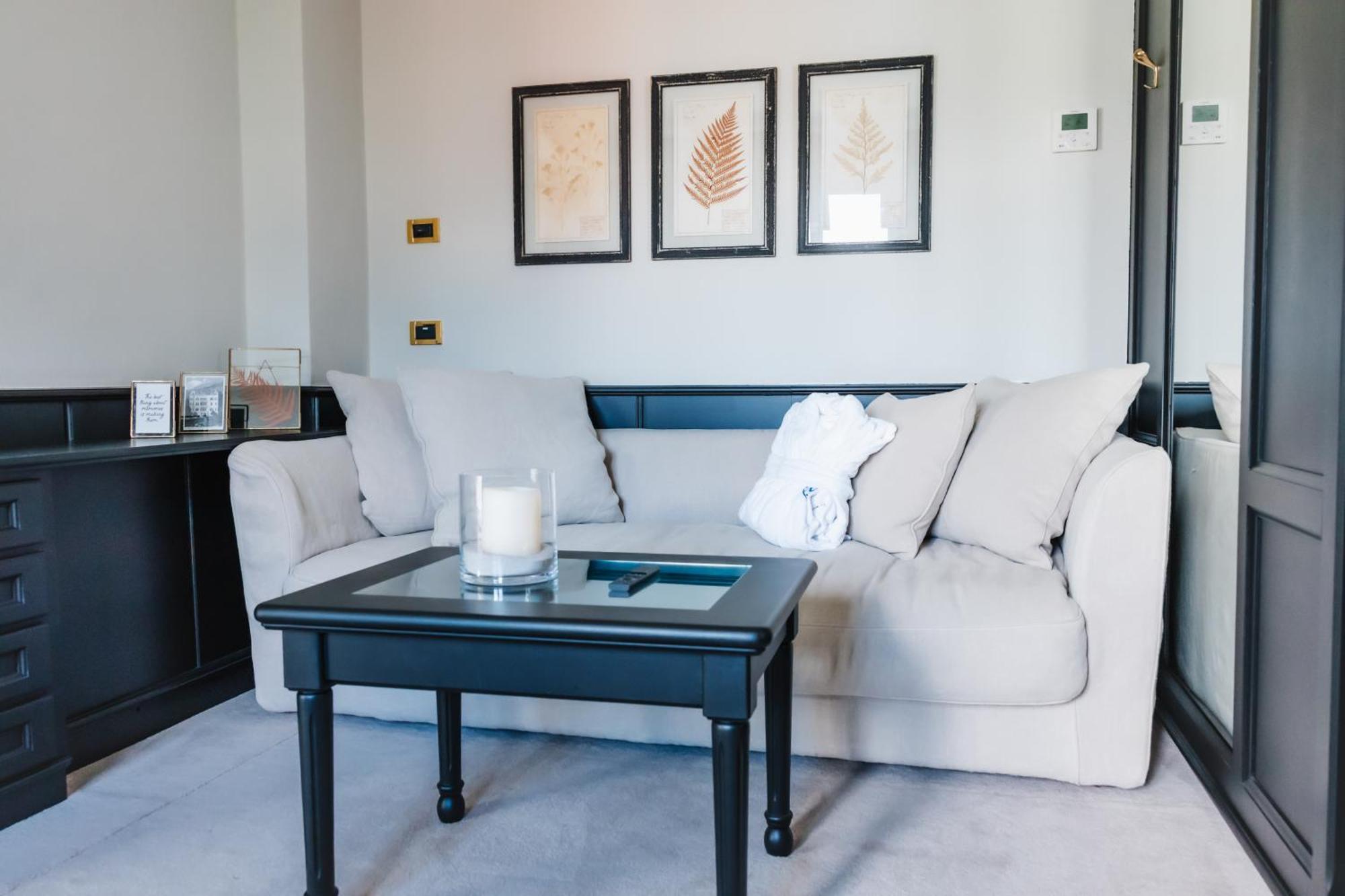 Two-Bedroom Suite,1629838157:JPEG