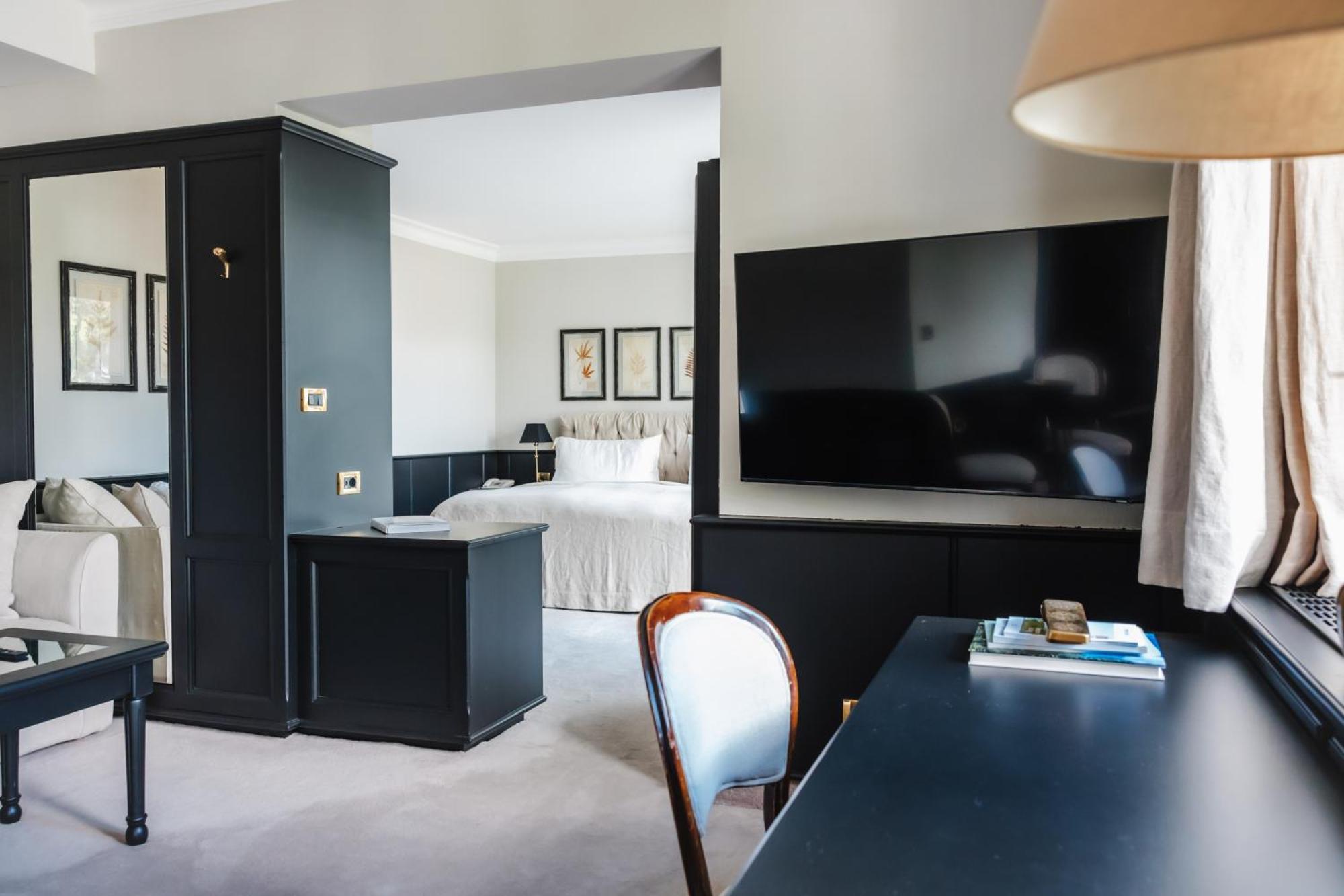 Two-Bedroom Suite