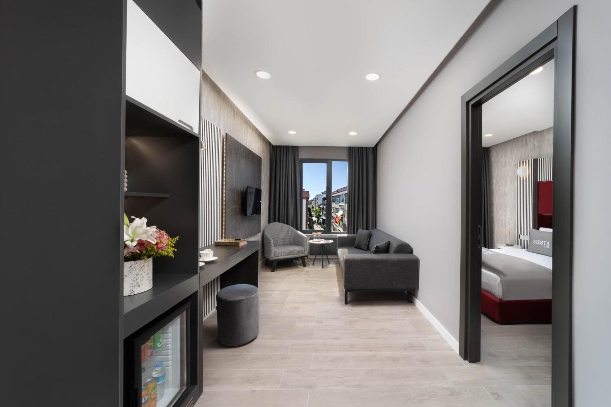 Queen Suite