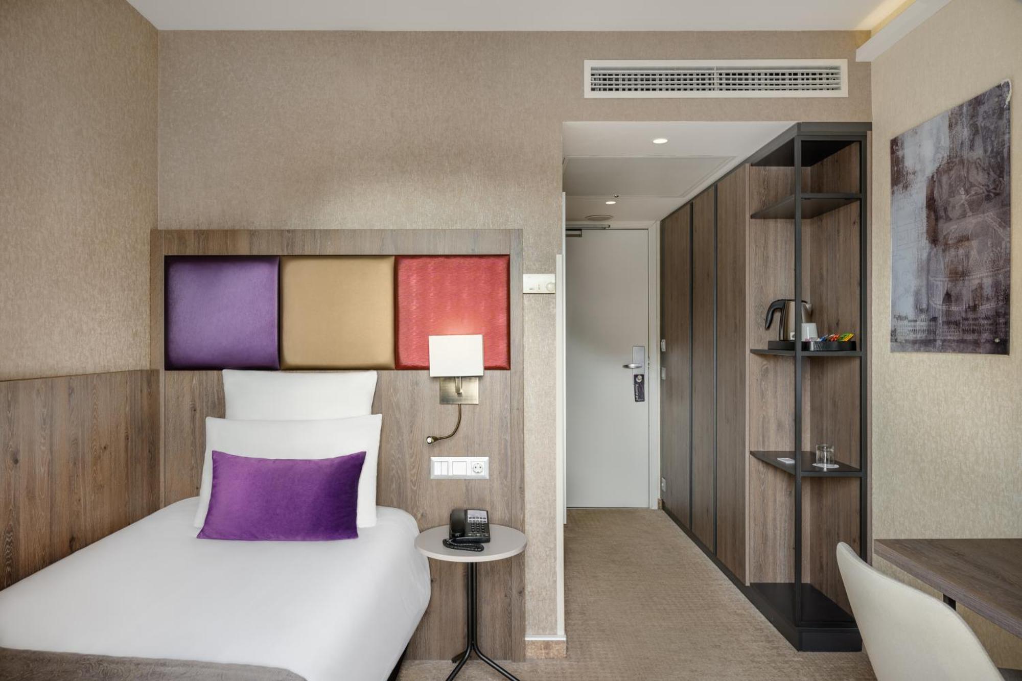 Superior Single Room