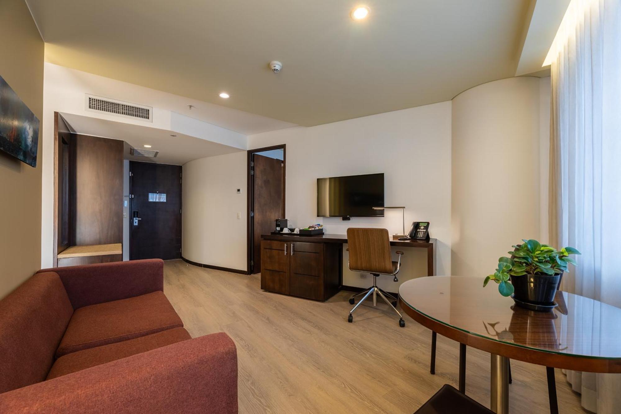 Deluxe Junior Suite