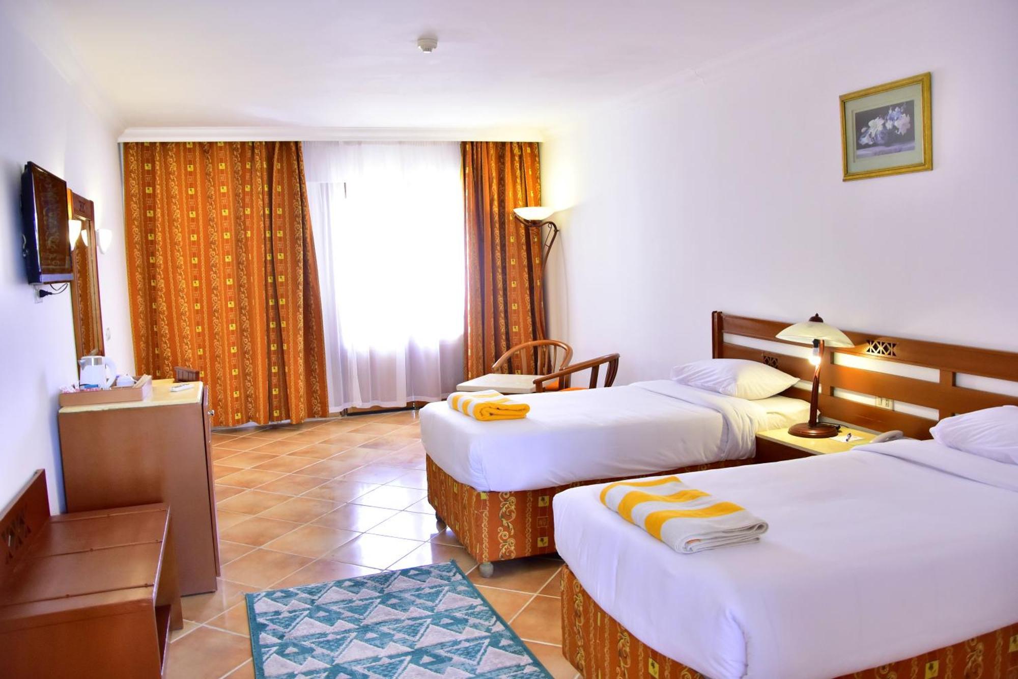 Verginia Triple Room