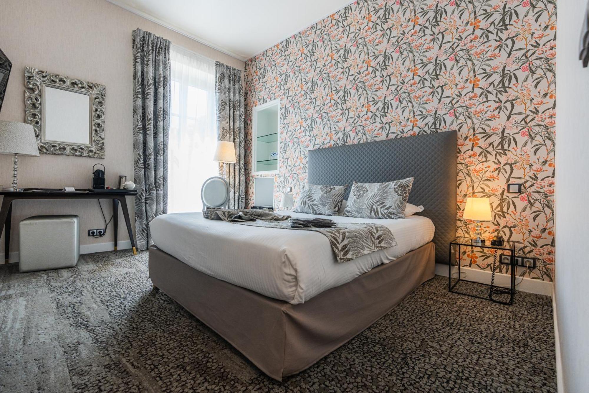 Superior Double Room Garden View