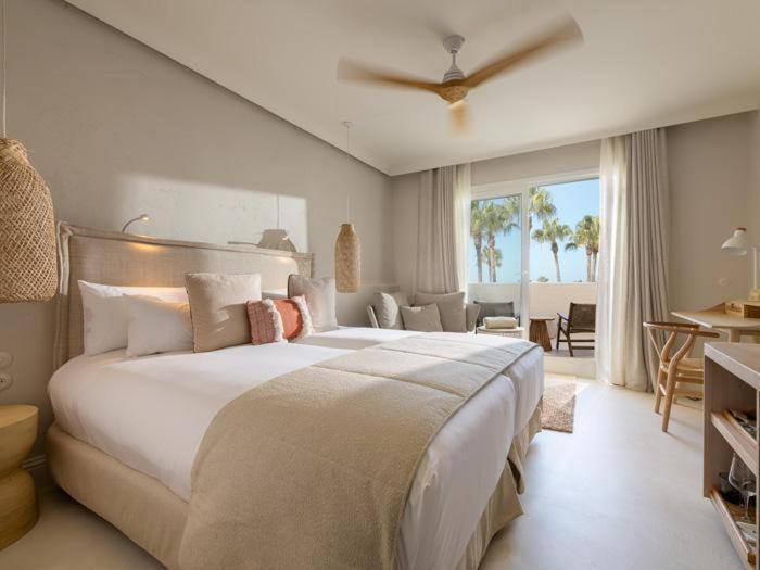 Double or Twin Room Sea View "The One"